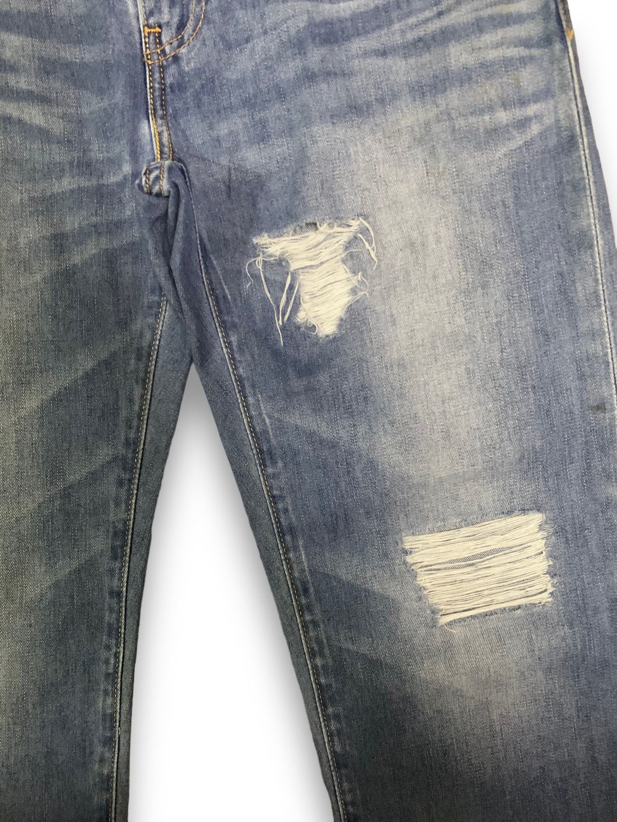 Levi's Vintage Clothing Vintage Levis 502 Blue Wash Distressed Denim Jorts Size US 31 - 8 Thumbnail