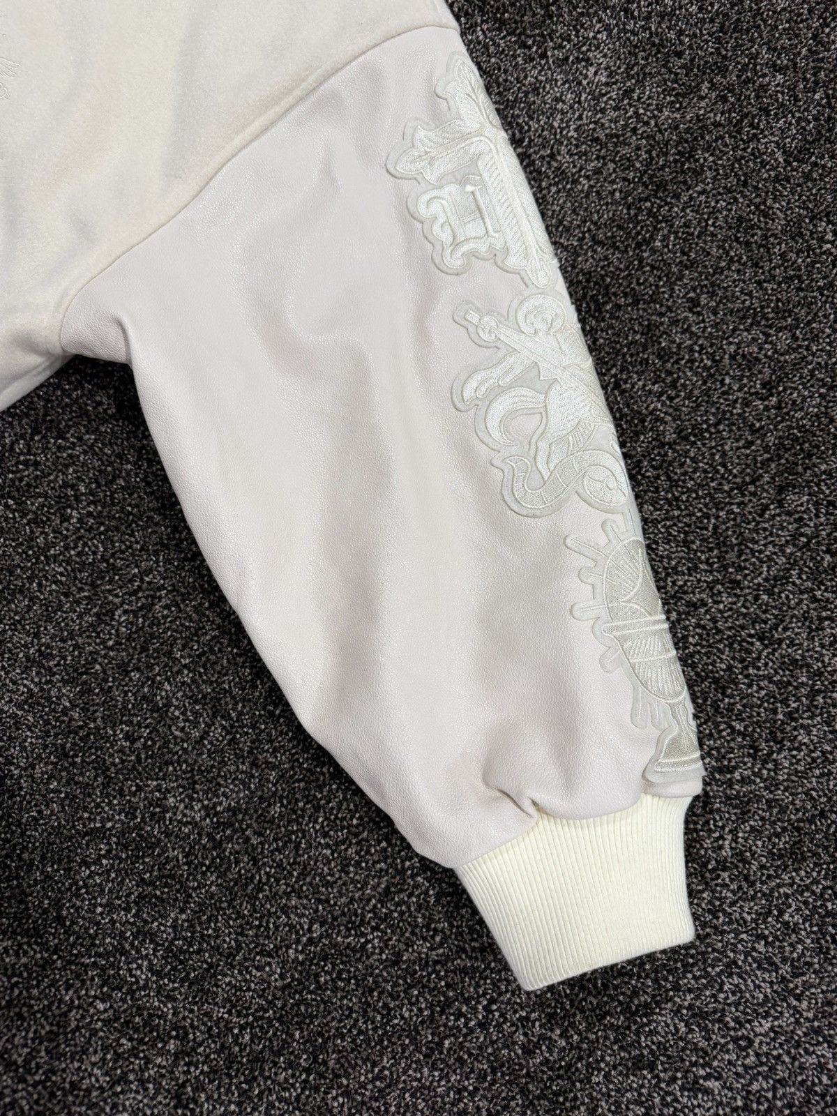 Untitled Artworks Untitled Artworks Milano Angel of Peace Varsity Cream Jacket Size US S / EU 44-46 / 1 - 6 Thumbnail