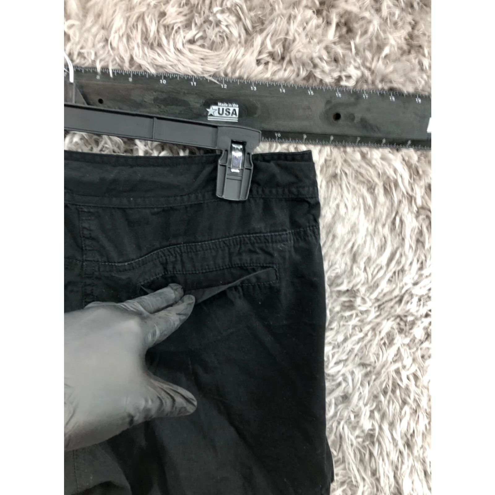 H&M H&M Shorts Womens Size 10 Mid Rise Dark Wash Black Size 32" / US 10 / IT 46 - 5 Thumbnail