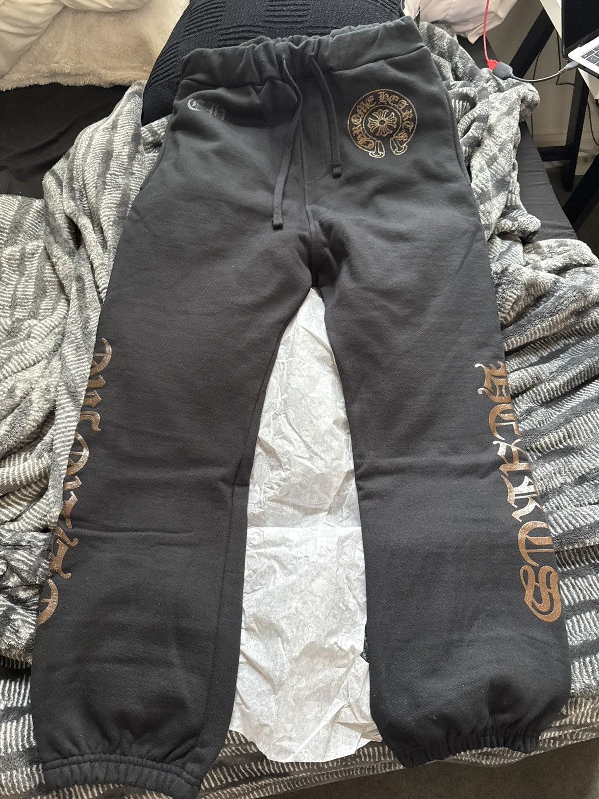 Chrome Hearts 1988 Chrome Hearts Sweatpants (ONLINE EXCLUSIVE) Size US 30 / EU 46 - 4 Thumbnail