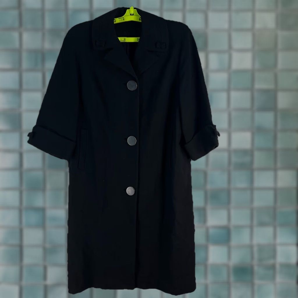 Vintage VINTAGE Bowtie Woven Overcoat Women’s 1950s Black USA Made 3/4 Sleeve L Jacket/M Coat 46 in Chest M/L Mens Womens Girls Size M / US 6-8 / IT 42-44 - 1 Thumbnail