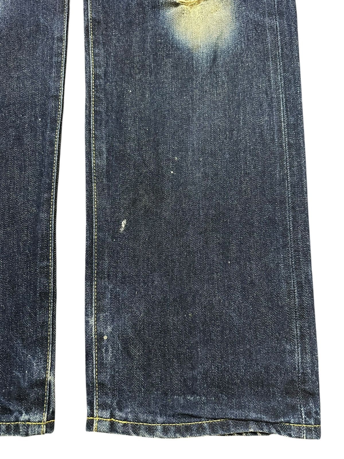 Japanese Brand Vintage Japanese Uniqlo Selvedge Faded Wash Distress Jeans Size US 34 / EU 50 - 9 Thumbnail