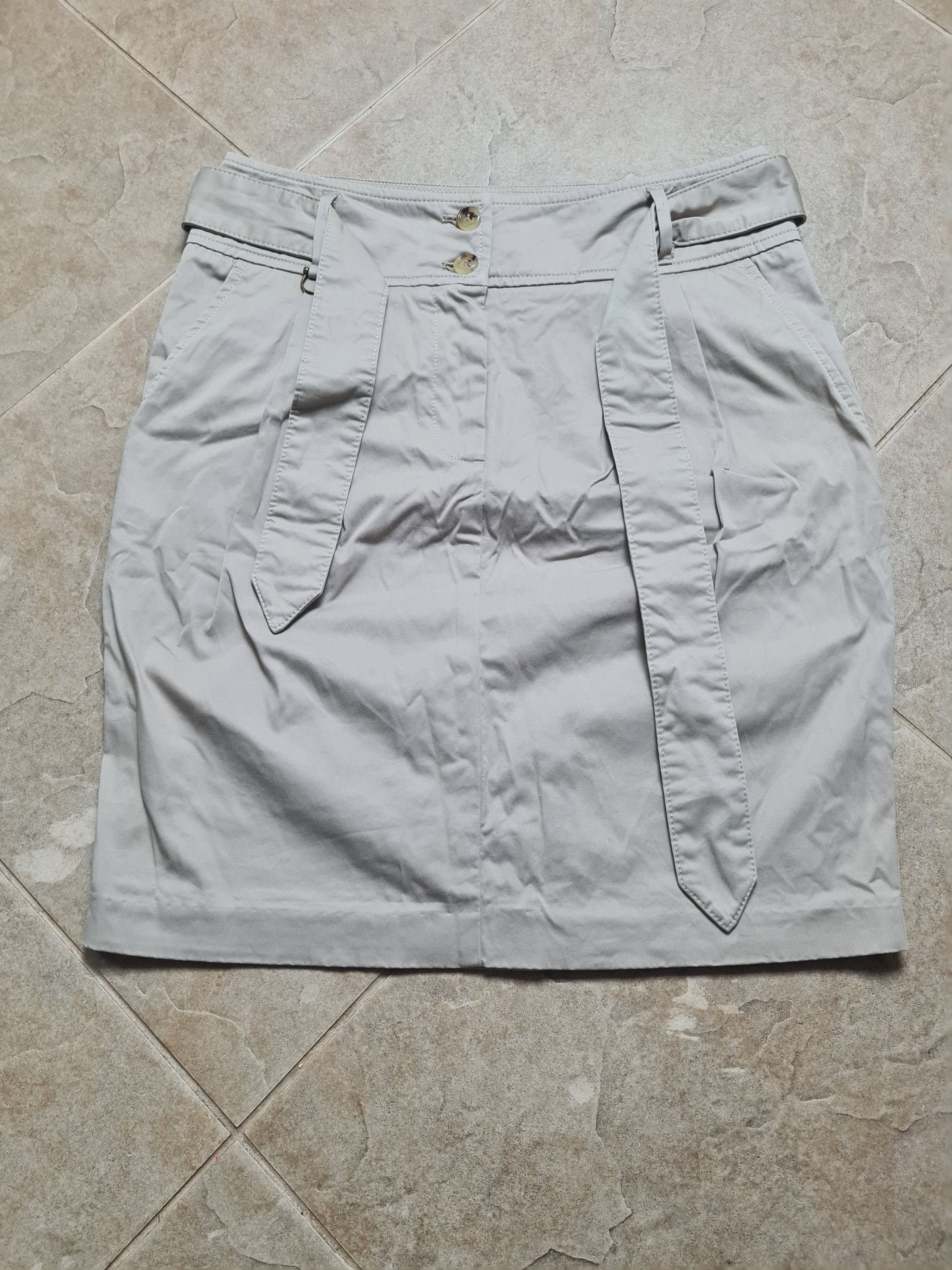 Trench Skirt Burberry Pleated Belt Buttons Classic Luxury