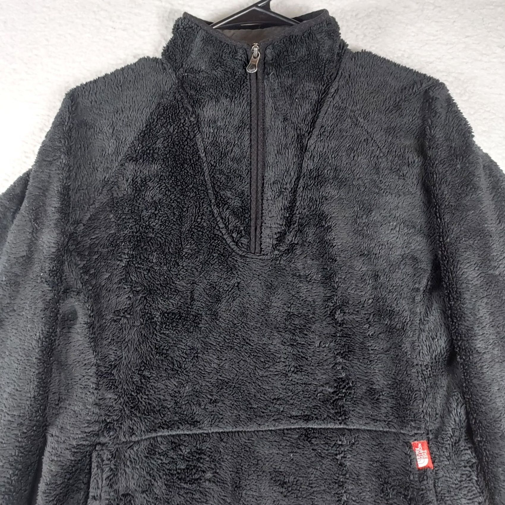 The North Face VINTAGE? The North Face Women's Black Fleece Pullover 1/4 Zip Sweatshirt Medium Black Logo Adults Womens Size M / US 6-8 / IT 42-44 - 3 Thumbnail