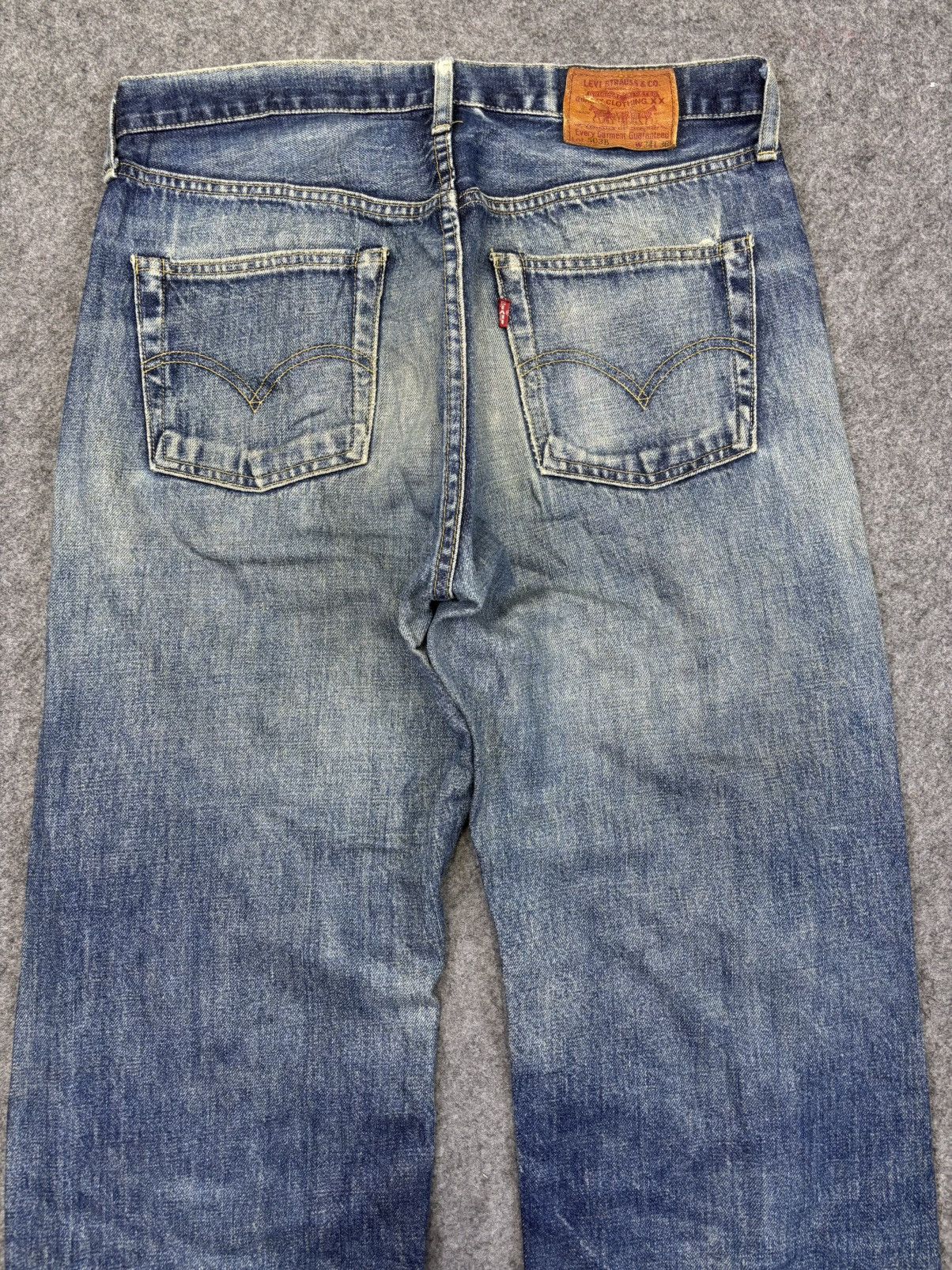 Levi's 💥Thrashed💥90s Levis 503B Big E Selvedge Thrashed Denim Size US 33 - 9 Thumbnail