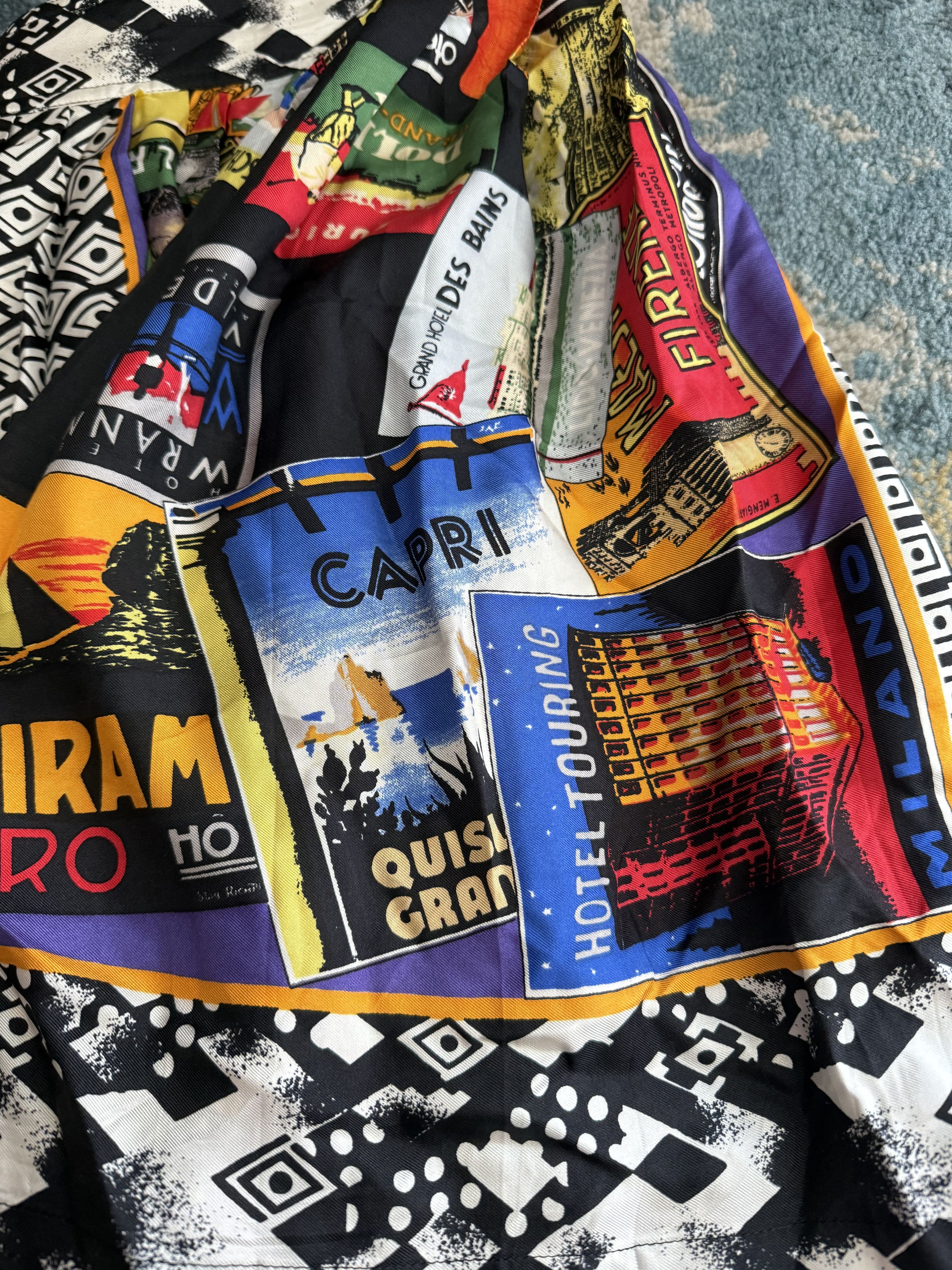 Versace Gianni Versace 90s Vintage Hotels Geometric Prints silk Size 27" / US 4 / IT 40 - 6 Thumbnail