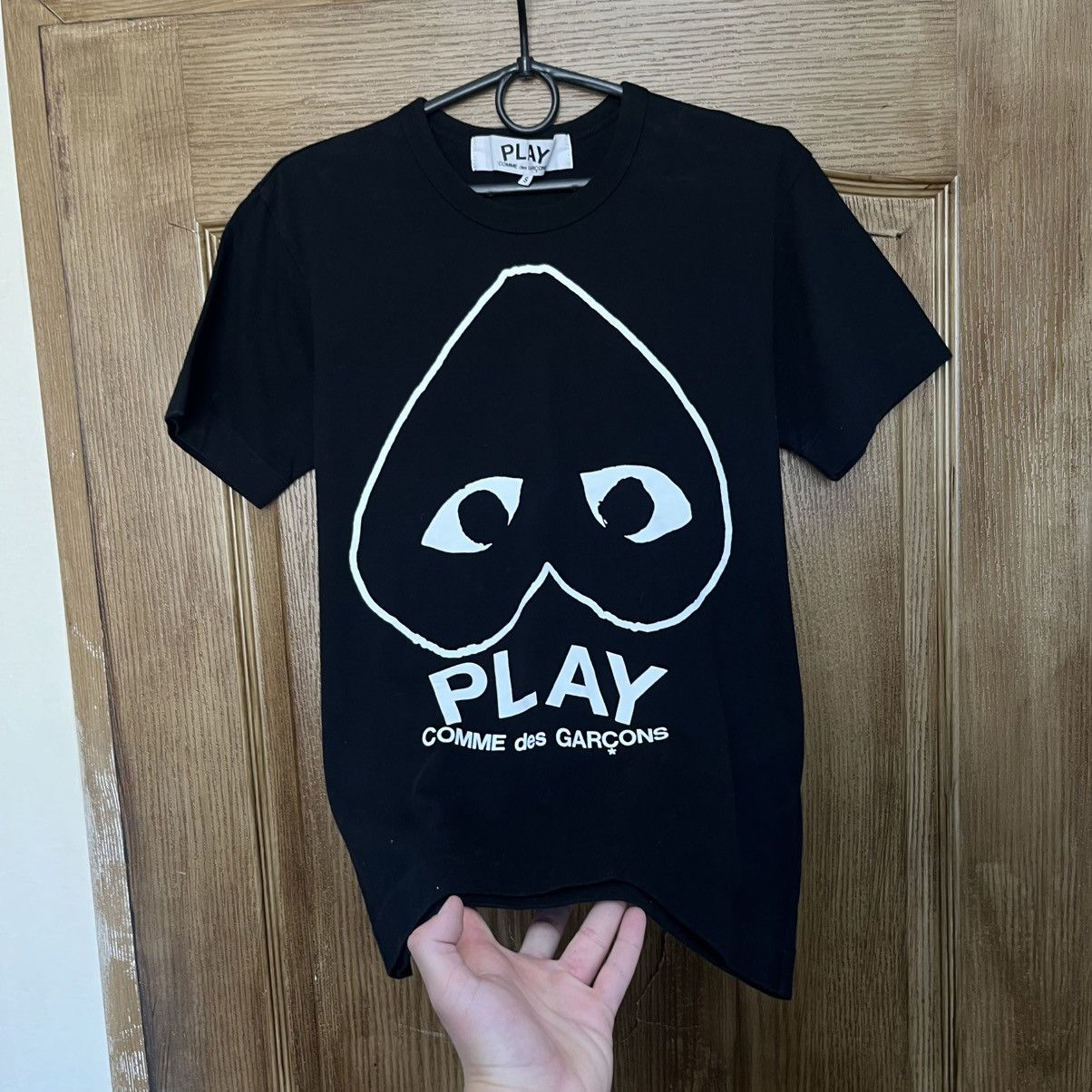Comme des Garcons Comme des garçon play hype big logo heart t shirt CDG Size US S / EU 44-46 / 1 - 2 Thumbnail
