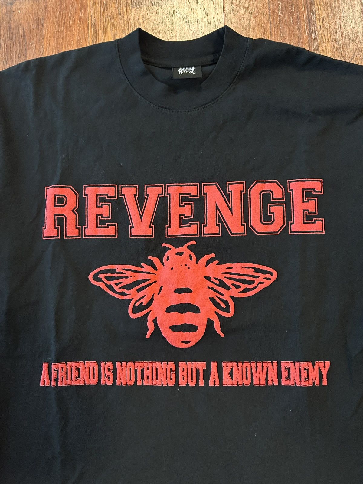 999 Club × Revenge Revenge x 999 Club “Bee Friends” Tee Black Size L Size US L / EU 52-54 / 3 - 3 Thumbnail
