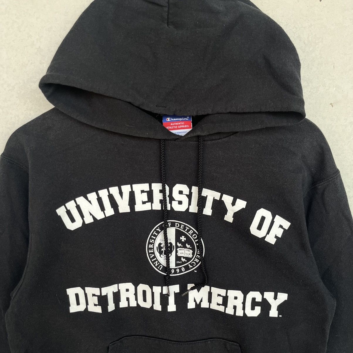 Other Vintage Champion Of Detroit Mercy Black Hoodie Size S Size US S / EU 44-46 / 1 - 4 Thumbnail