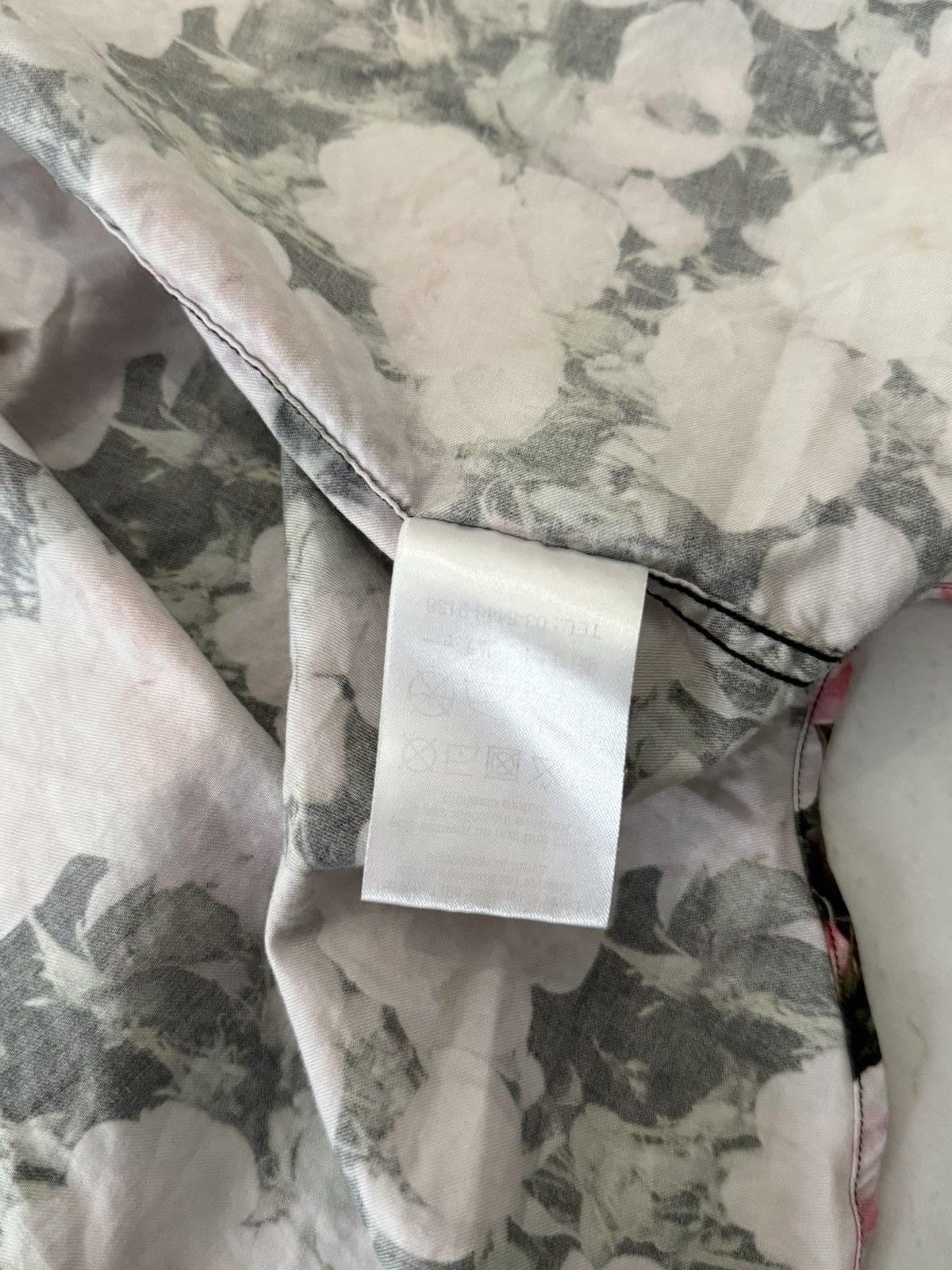Givenchy Givenchy FW13 Runway Rose Pattern Shirt *Ricardo Tisci* Size US M / EU 48-50 / 2 - 9 Thumbnail