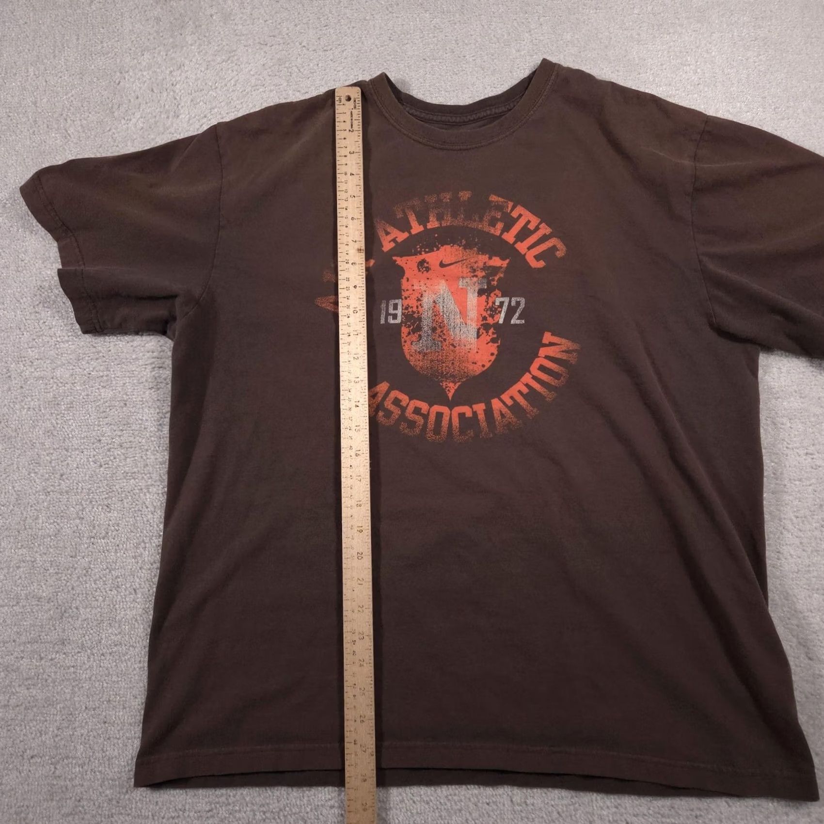 Nike Nike Shirt Mens XL Brown Air Athletic Association 1972 Loose Fit Tee Size US XL / EU 56 / 4 - 6 Thumbnail