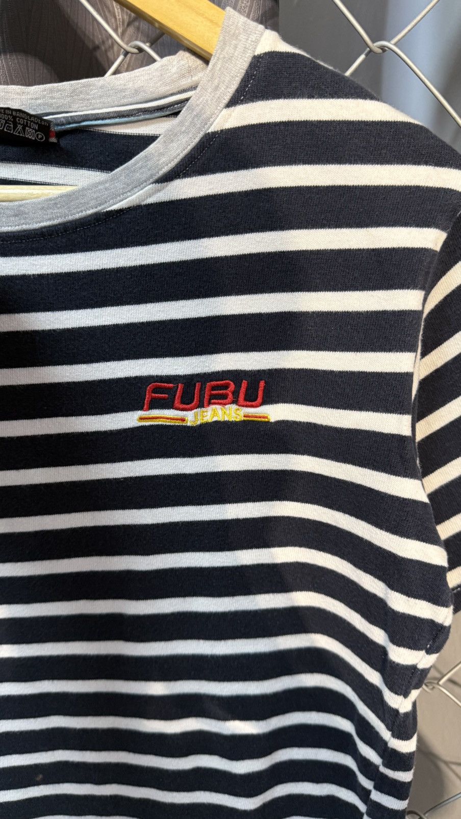 Fubu FUBU JEANS STRIPE TSHIRT LARGE Size US L / EU 52-54 / 3 - 3 Thumbnail