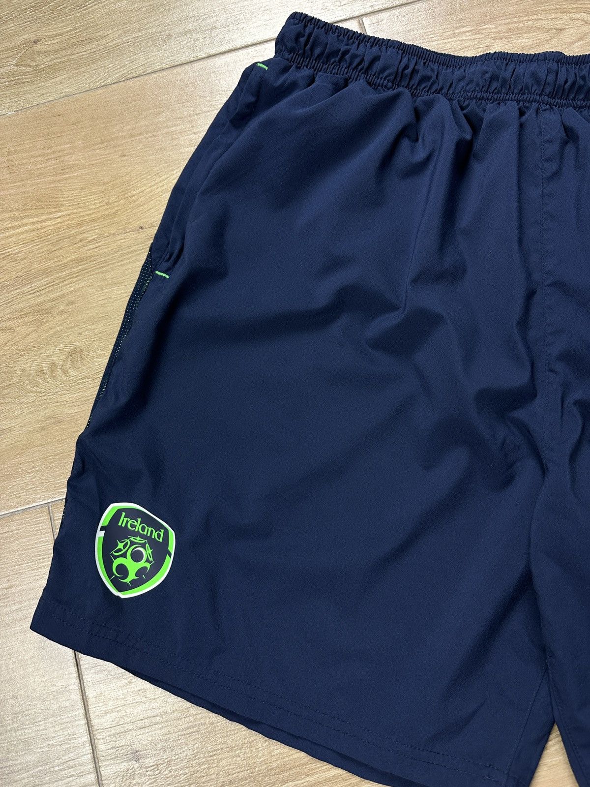 Umbro Umbro Ireland Soccer Team Shorts Size US 38 / EU 54 - 2 Thumbnail