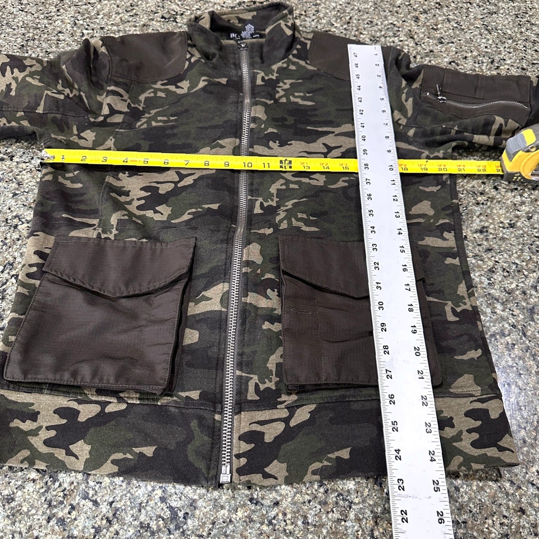 Vintage VINTAGE INC International Concepts Utility Jacket Camouflage Green Cotton Streetwear Jacket Ladies L Long Sleeve Zip Pockets Casual Womens Size L Size L / US 10 / IT 46 - 4 Thumbnail