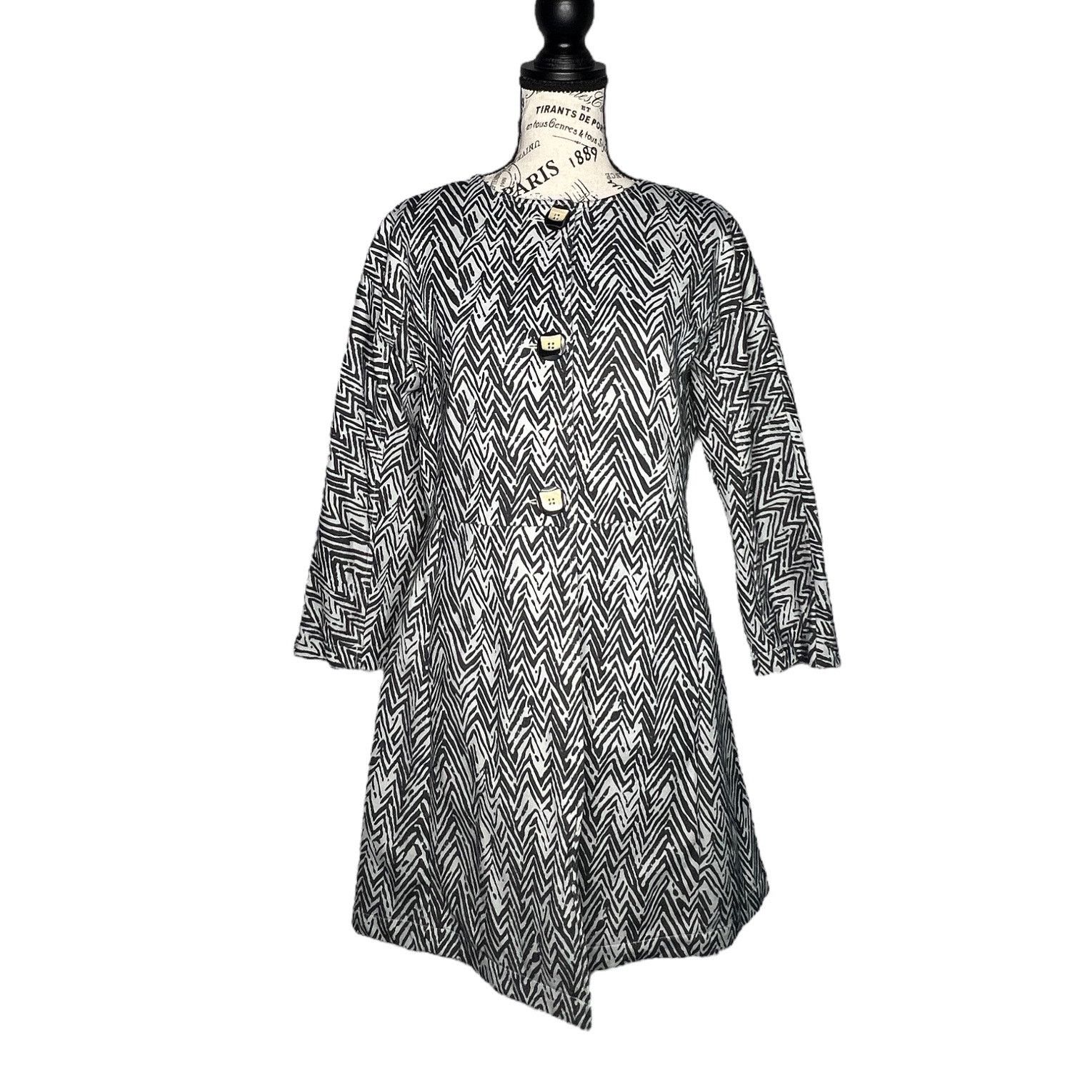 Other Zigzag Knit Coat 3/4 Sleeve Button Front Longline Style Size M / US 6-8 / IT 42-44 - 1 Thumbnail