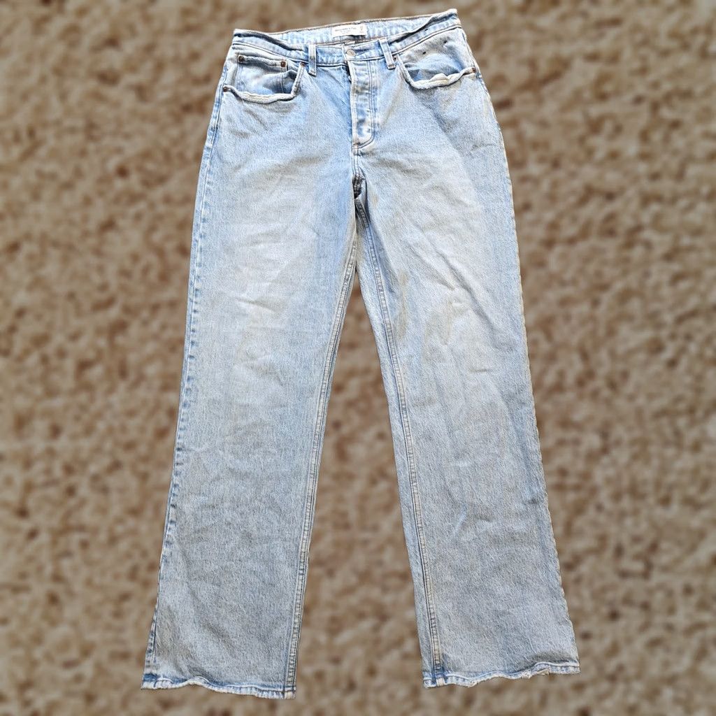 Abercrombie & Fitch Abercrombie & Fitch Jeans Womens 8 Long Blue 90s Baggy Low Rise Buttonfly Capsule Straight Jeans Womens 8 Tall Denim Distressed Size 30" / US 8 / IT 44 - 1 Thumbnail