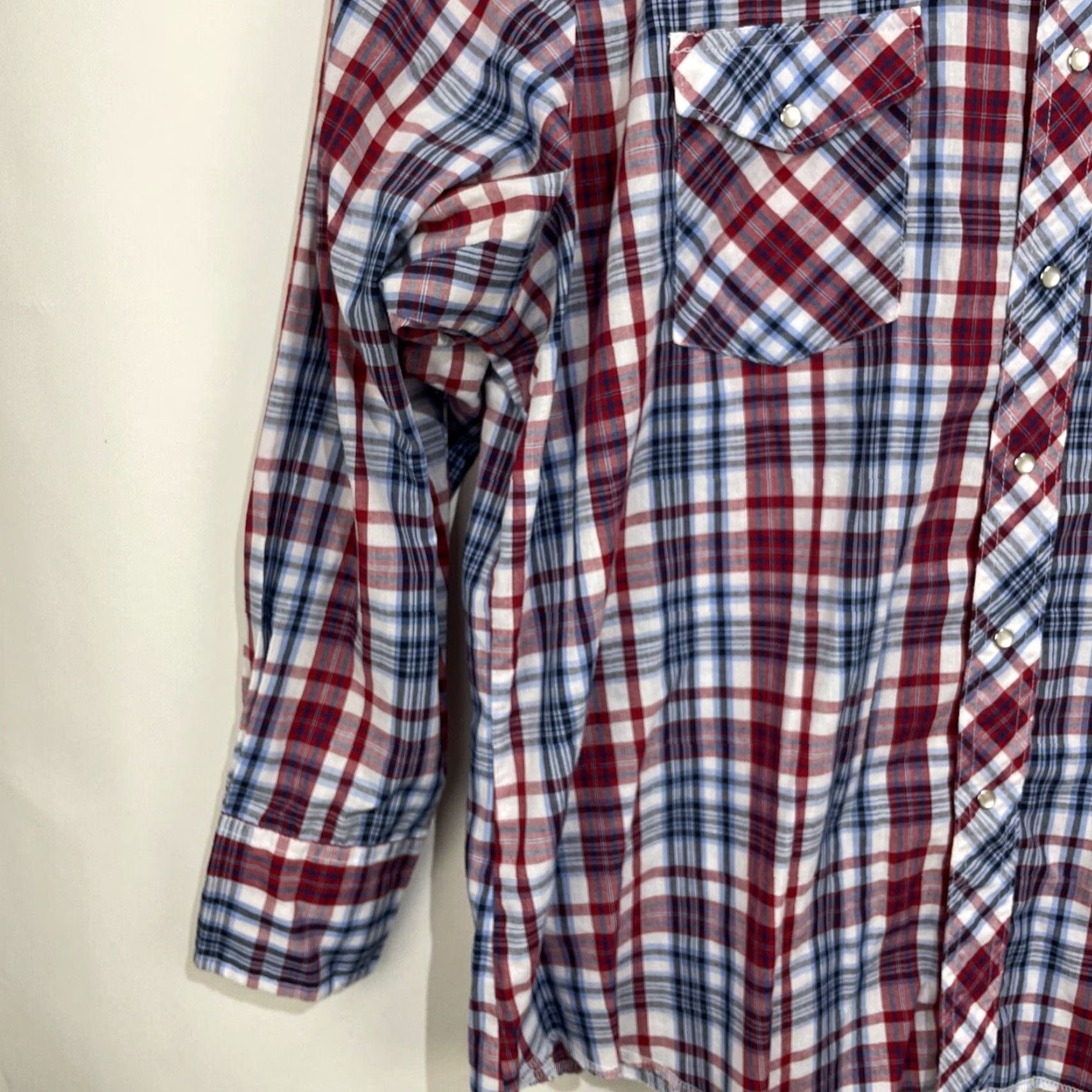 Wrangler Wrangler Shirt 2XL Red Blue White Plaid Western Rodeo Pearl Snap Button Cowboy Shirt Mens 2XL Red Plaid Western Wear Wrangler Size US XXL / EU 58 / 5 - 6 Thumbnail