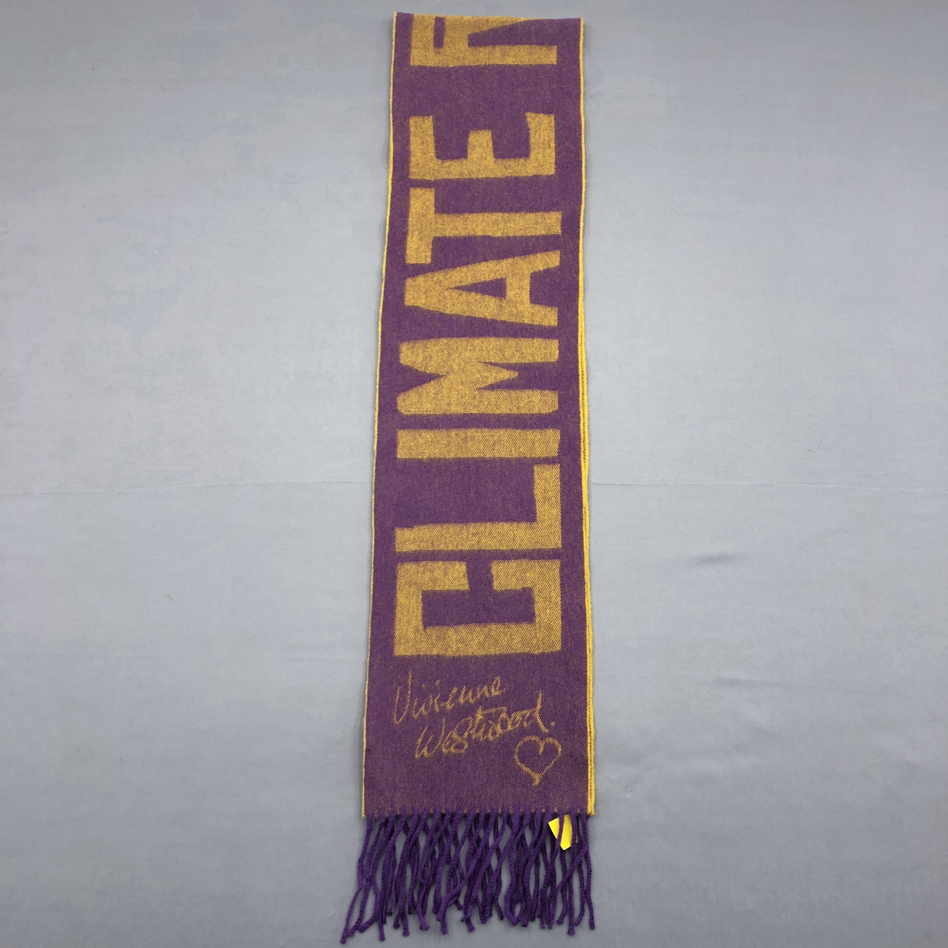 Vintage Vintage Vivienne Westwood Scarf Climate Revolution Orbs. Size ONE SIZE - 11 Thumbnail