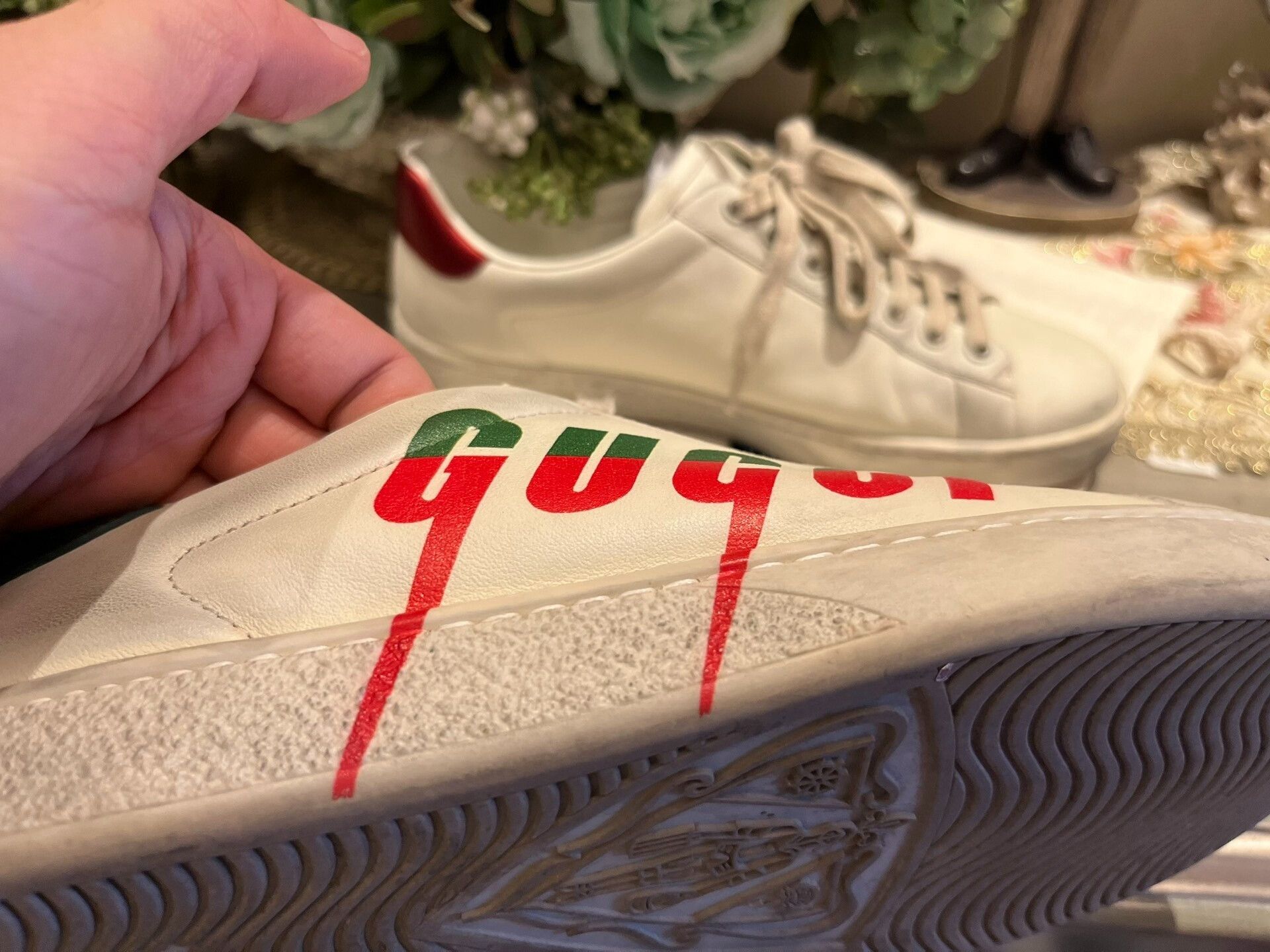 Gucci Gucci Lightning Logo Distressed White Sneakers Size US 8 / EU 41 - 6 Thumbnail
