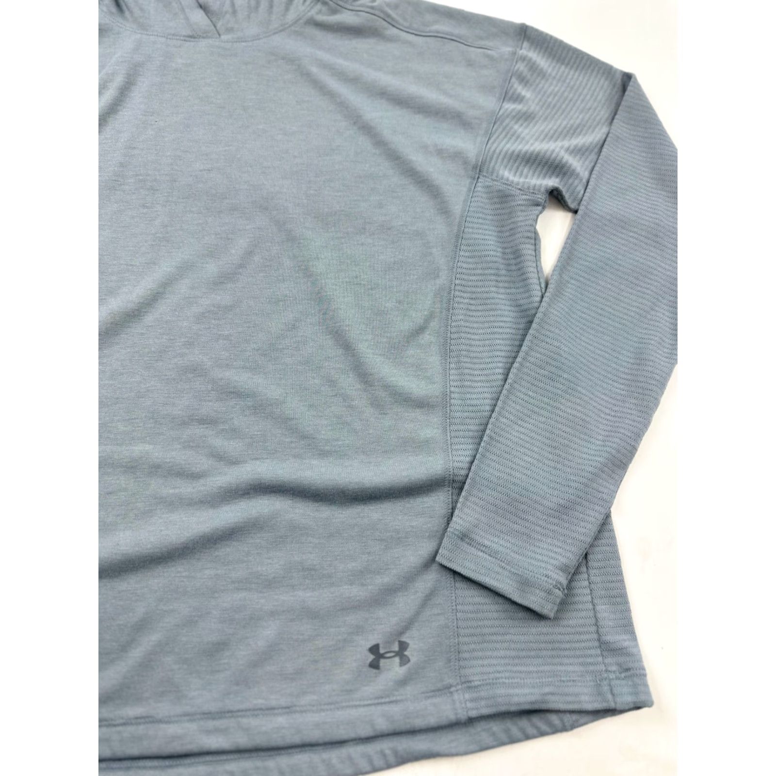 Under Armour Under Armour Shirt Womens L Large Gray Velocity Twist Loose HeatGear Hoodie Size M / US 6-8 / IT 42-44 - 4 Thumbnail
