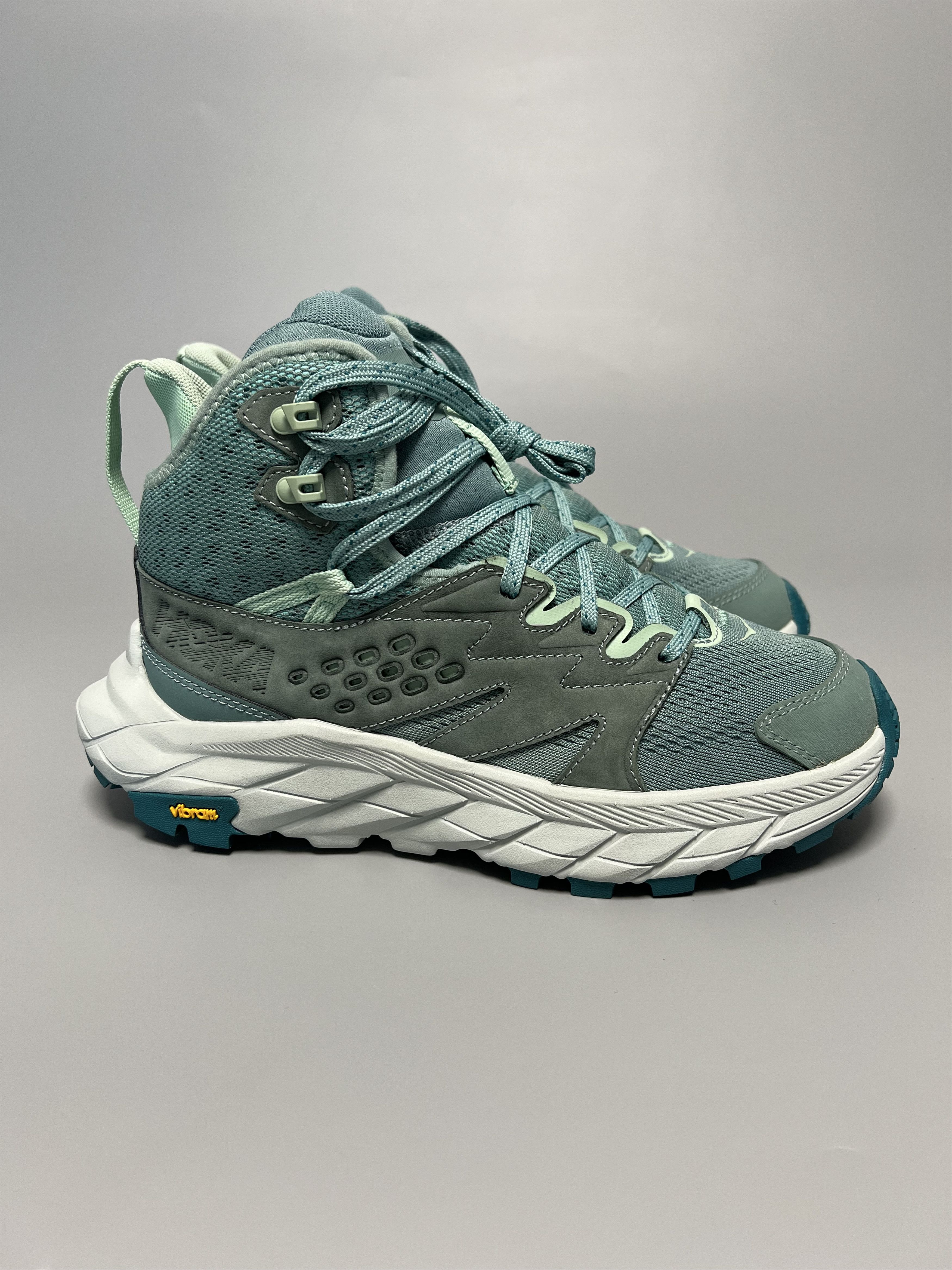 Hoka 7B Hoka One One Anacapa Breeze Mid Hiking Shoes 1134506-TMGR Size US 7 / IT 37 - 1 Thumbnail