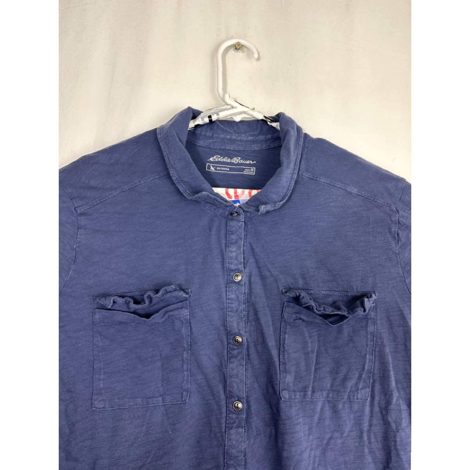Eddie Bauer Eddie Bauer Womens Button-Up Shirt Navy Blue 1X Long Sleeve Cotton Adjustable Shirt Womens 1X Navy Blue Long Sleeve Cotton Adjustable Size XL / US 12-14 / IT 48-50 - 4 Thumbnail