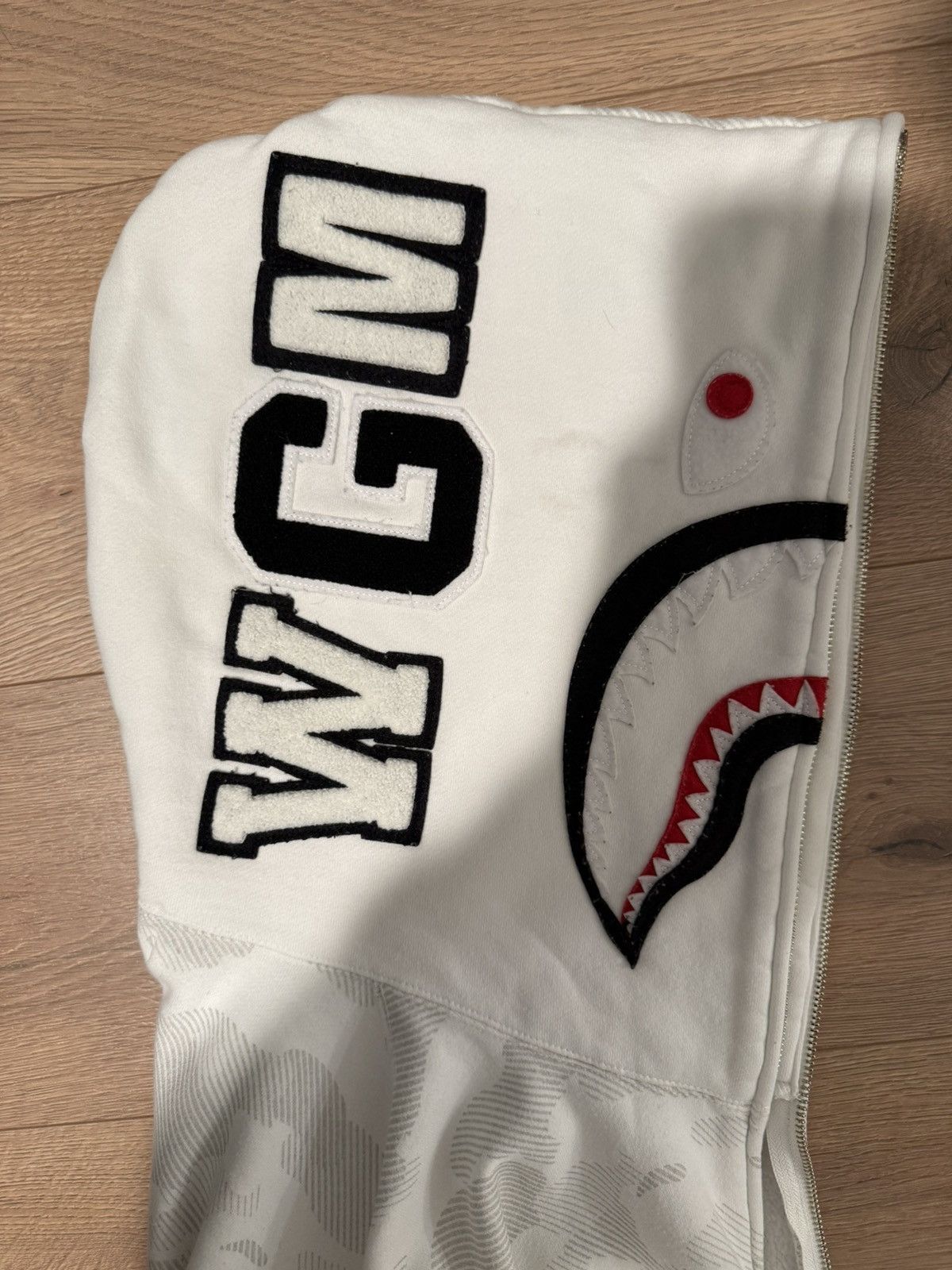 Bape Bape White Camo reflective Shark Zip-Up hoodie Size US L / EU 52-54 / 3 - 6 Thumbnail