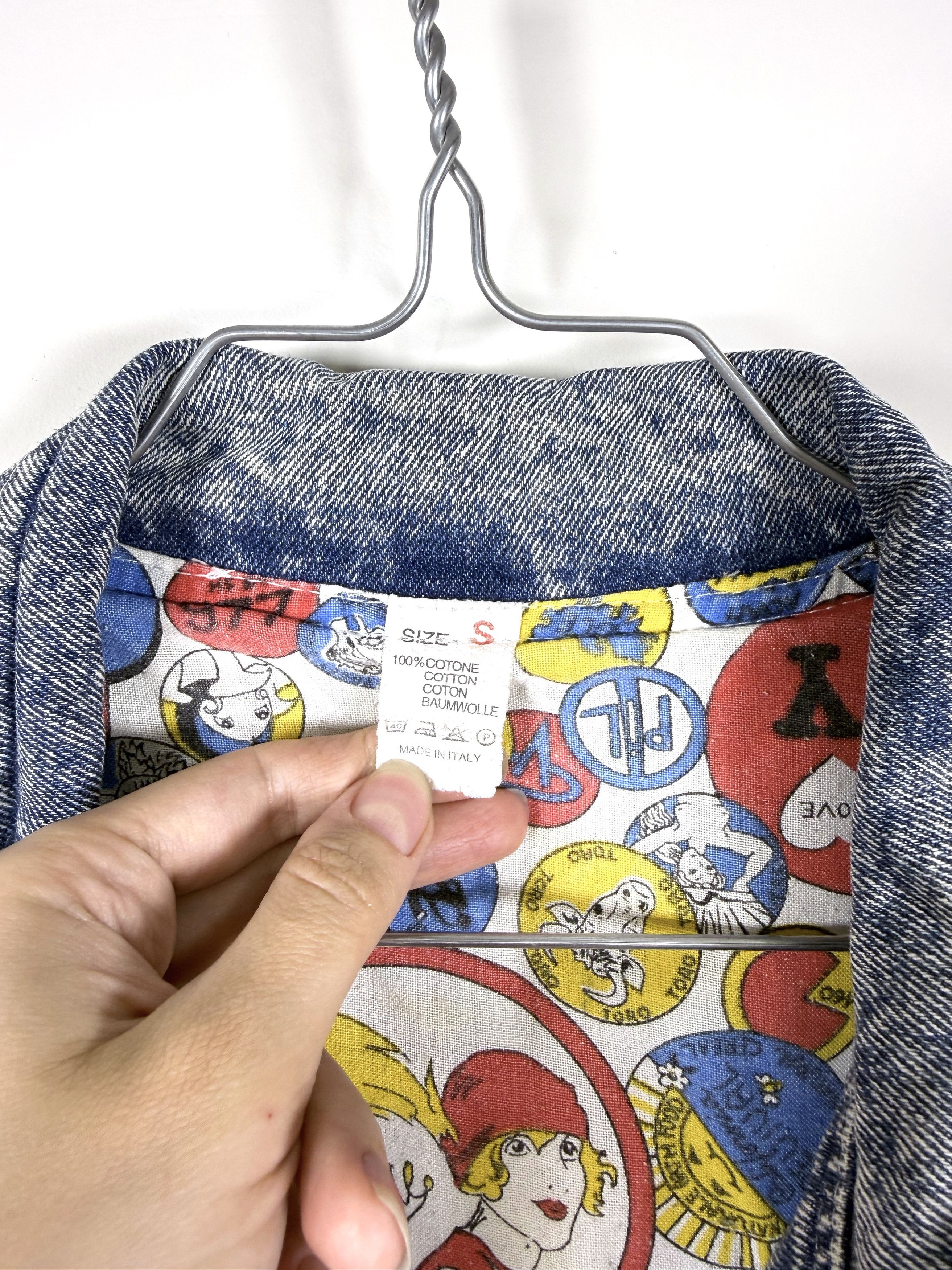 Vintage Vintage Acid Wash Denim Jacket with Pop Art Lining (S) Size US S / EU 44-46 / 1 - 4 Thumbnail