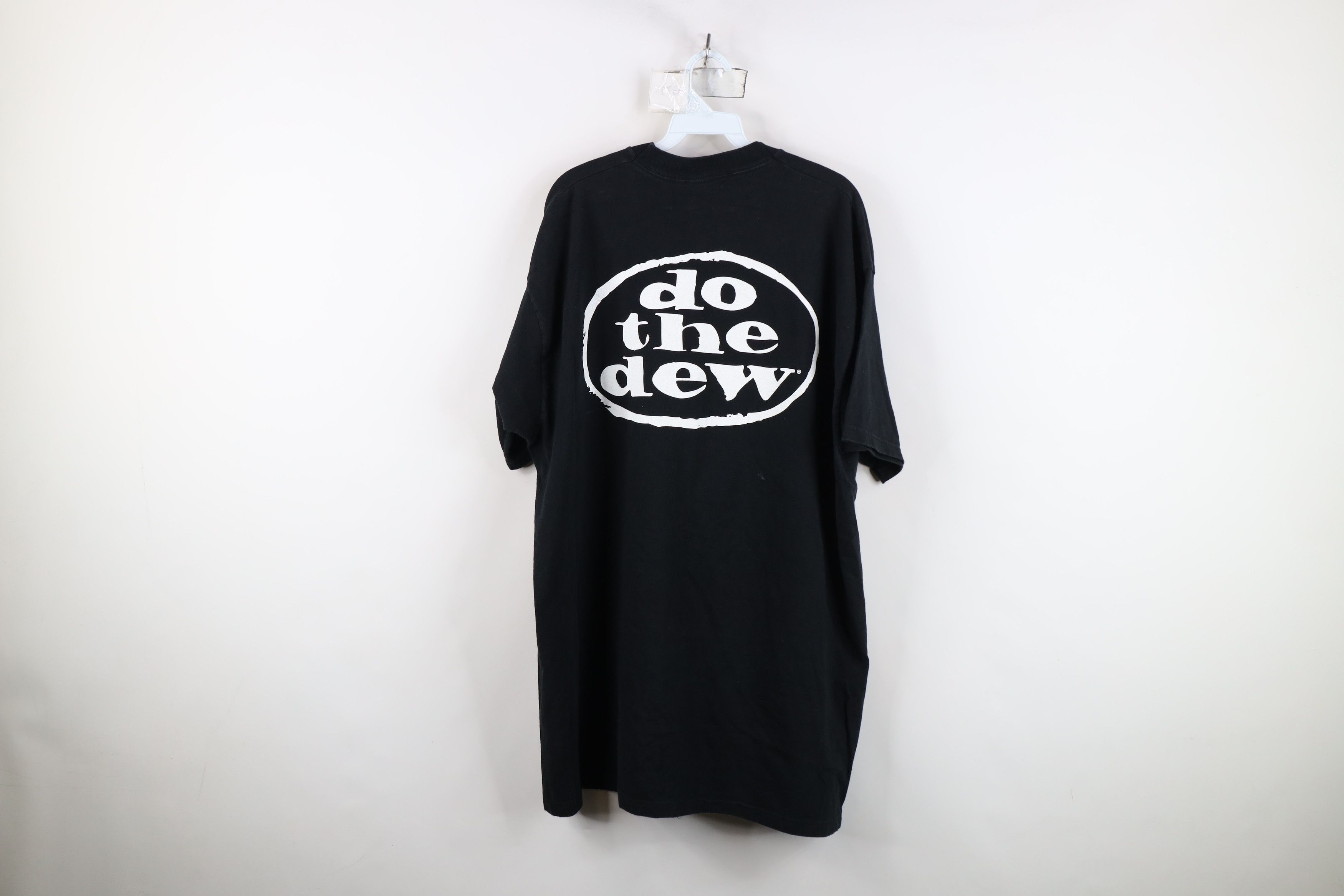 Vintage Vintage 90s Mountain Dew Spell Out Do the Dew T-Shirt Black Size US XXL / EU 58 / 5 - 12 Thumbnail