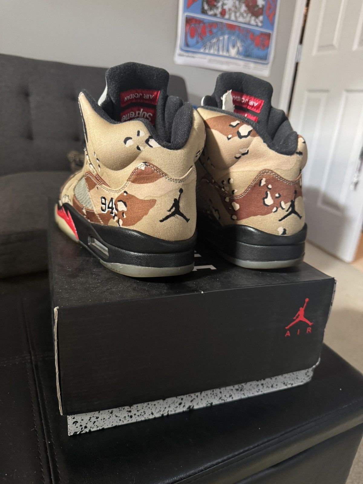 Jordan Brand × Supreme Supreme Jordan 5 Size US 11 / EU 44 - 4 Thumbnail