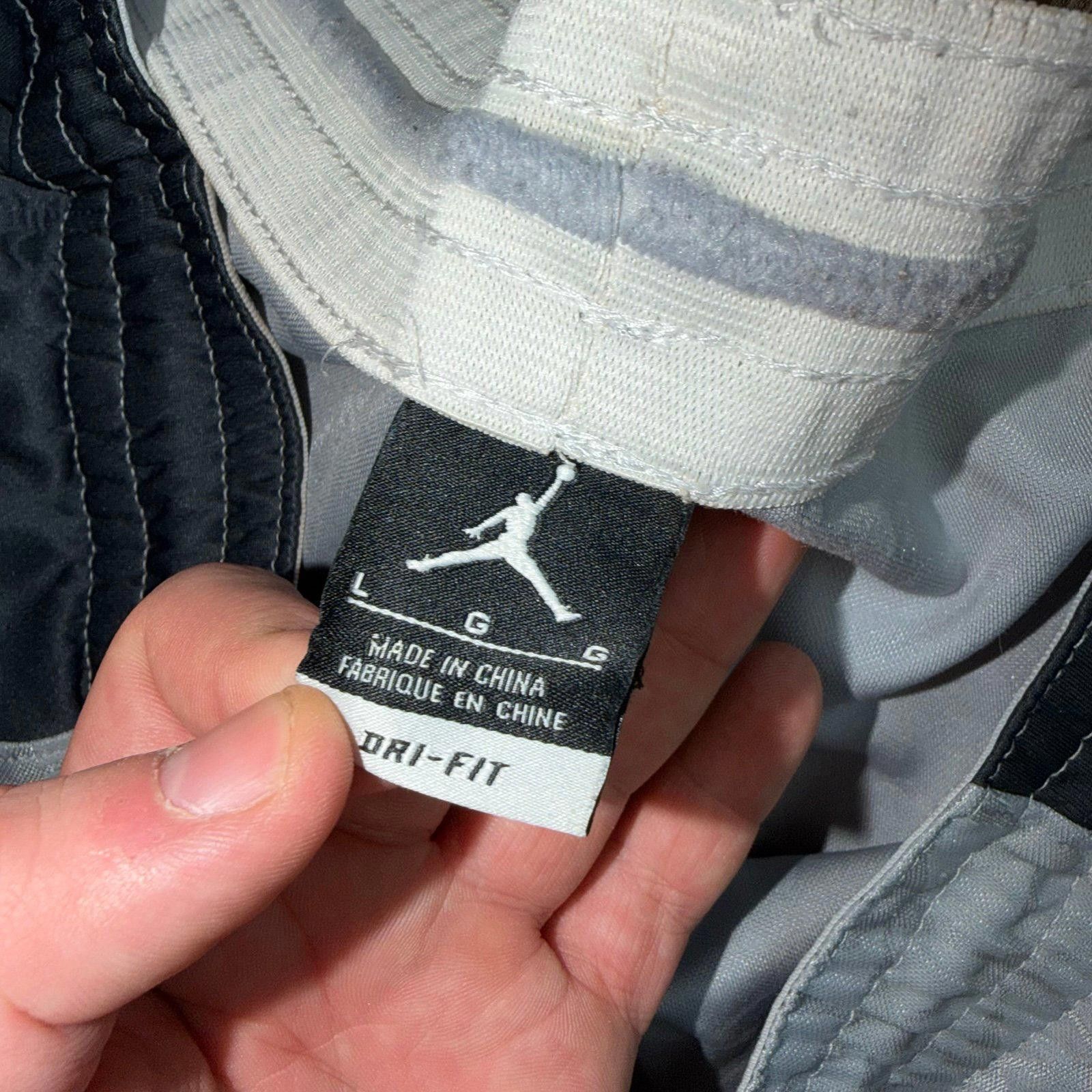 Jordan Brand Nike Air Jordan Flight Hoop Shorts Mens LG Y2K 90s Rare Size US 34 / EU 50 - 3 Thumbnail