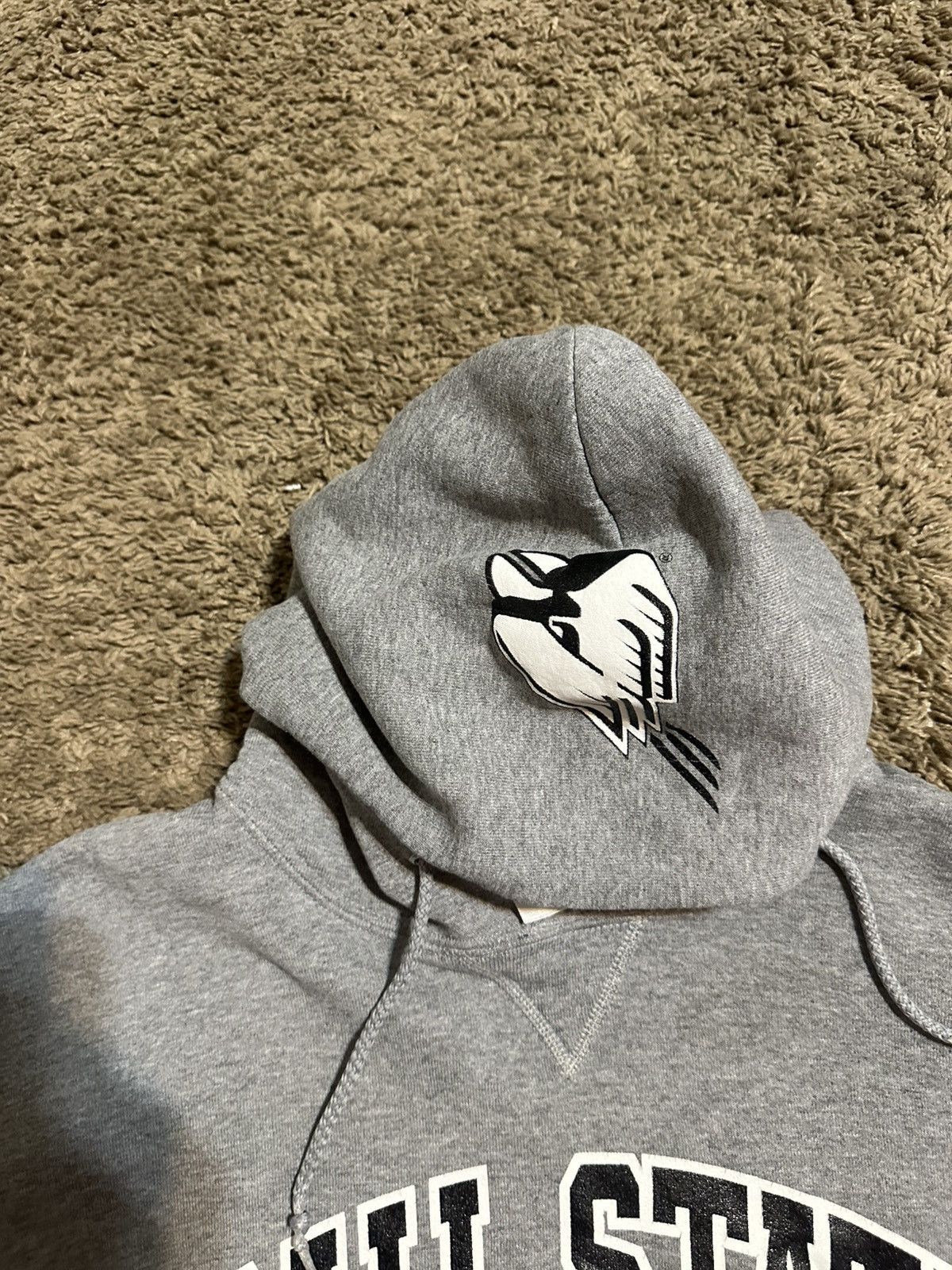 NCAA Vintage NCAA Ball State University hoodie 90s size medium Size US M / EU 48-50 / 2 - 7 Thumbnail