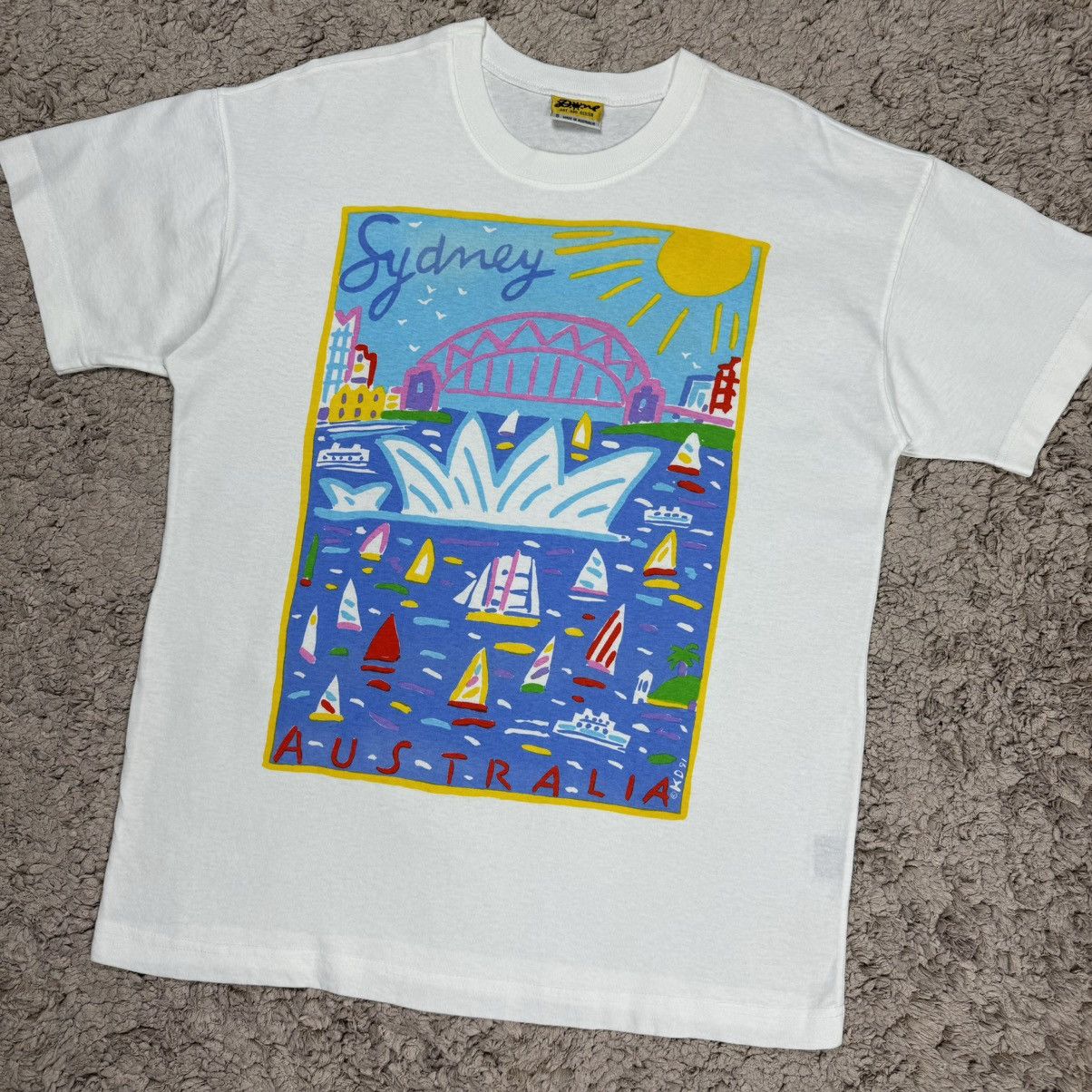 Vintage Vintage Art by Ken Done Sydney Graphic T-shirt Size US S / EU 44-46 / 1 - 4 Thumbnail