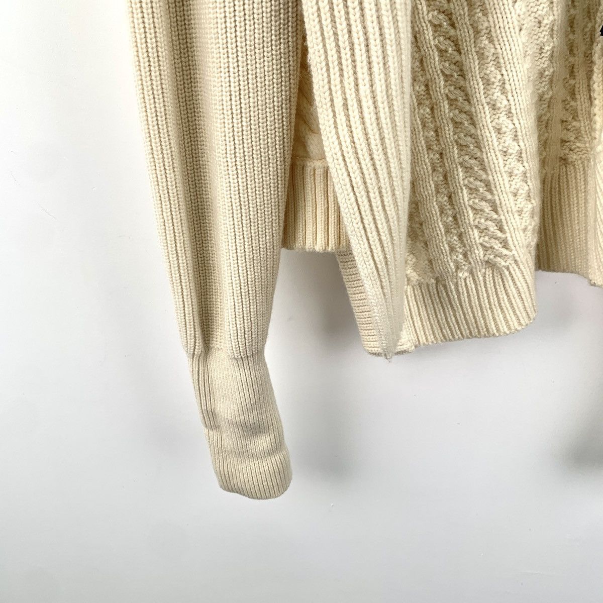 Burberry Burberry Beige Twisted Wool Long Sleeve Knit Cardigan Size S / US 4 / IT 40 - 4 Thumbnail
