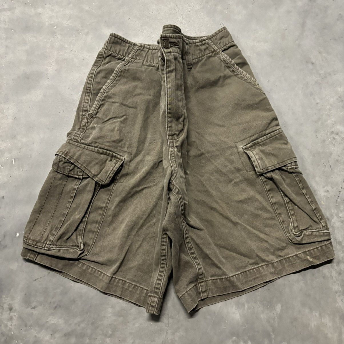 Japanese Brand × Vintage Vintage Y2K/2000s Baggy Grunge Brown Skater Style Cargo Shorts! Size US 34 / EU 50 - 1 Thumbnail