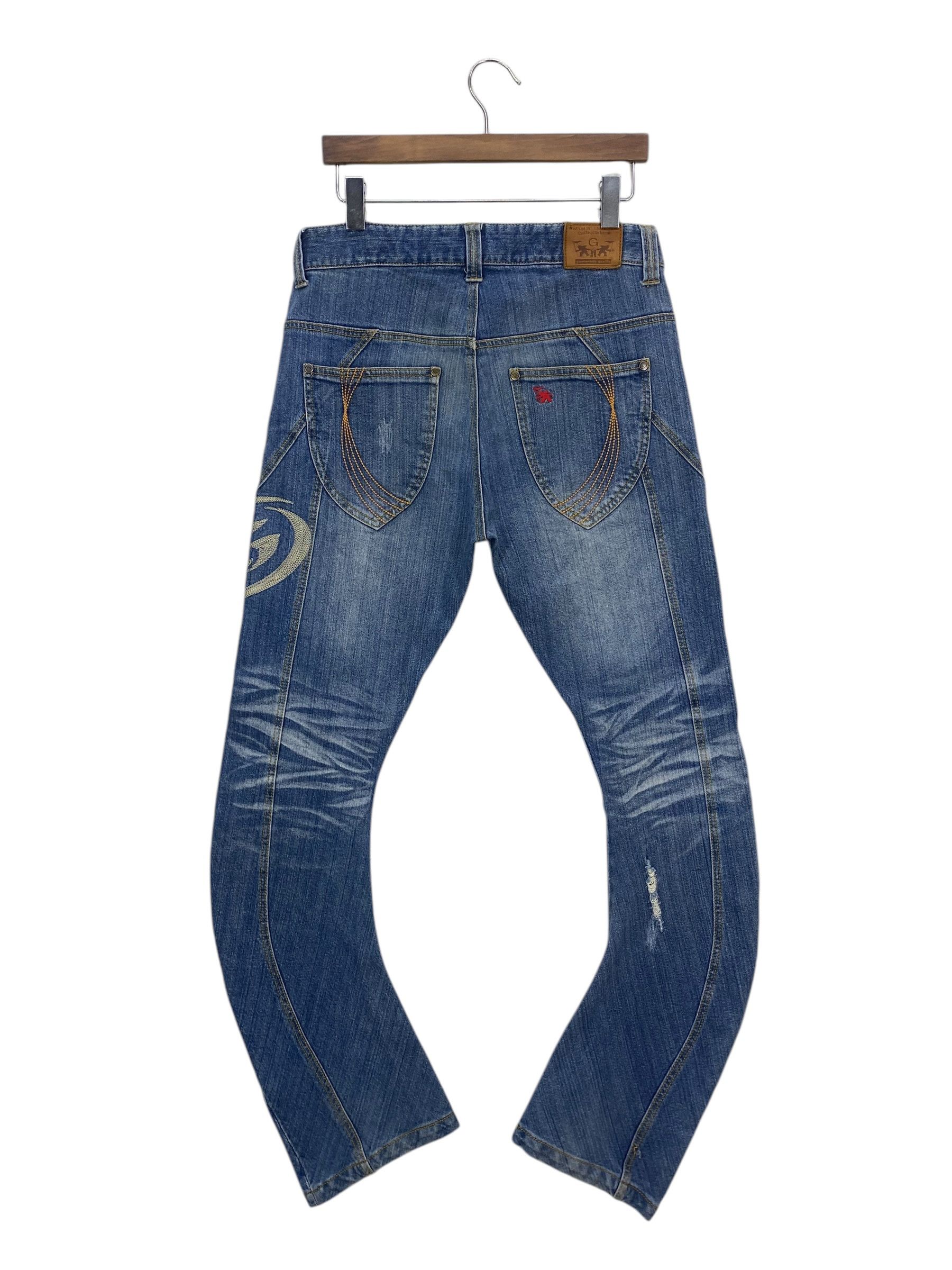 Gotcha × Japanese Brand J-Cut Denim Distressed Jeans Size US 31 - 2 Thumbnail