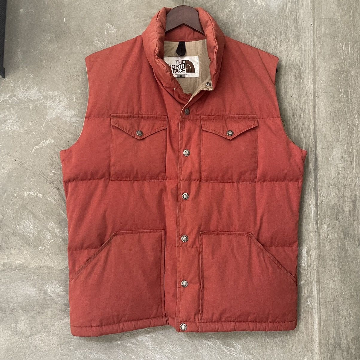 The North Face × Vintage Vintage The North Face Outdoor Vest Goose Down Terracotta Size US M / EU 48-50 / 2 - 2 Thumbnail