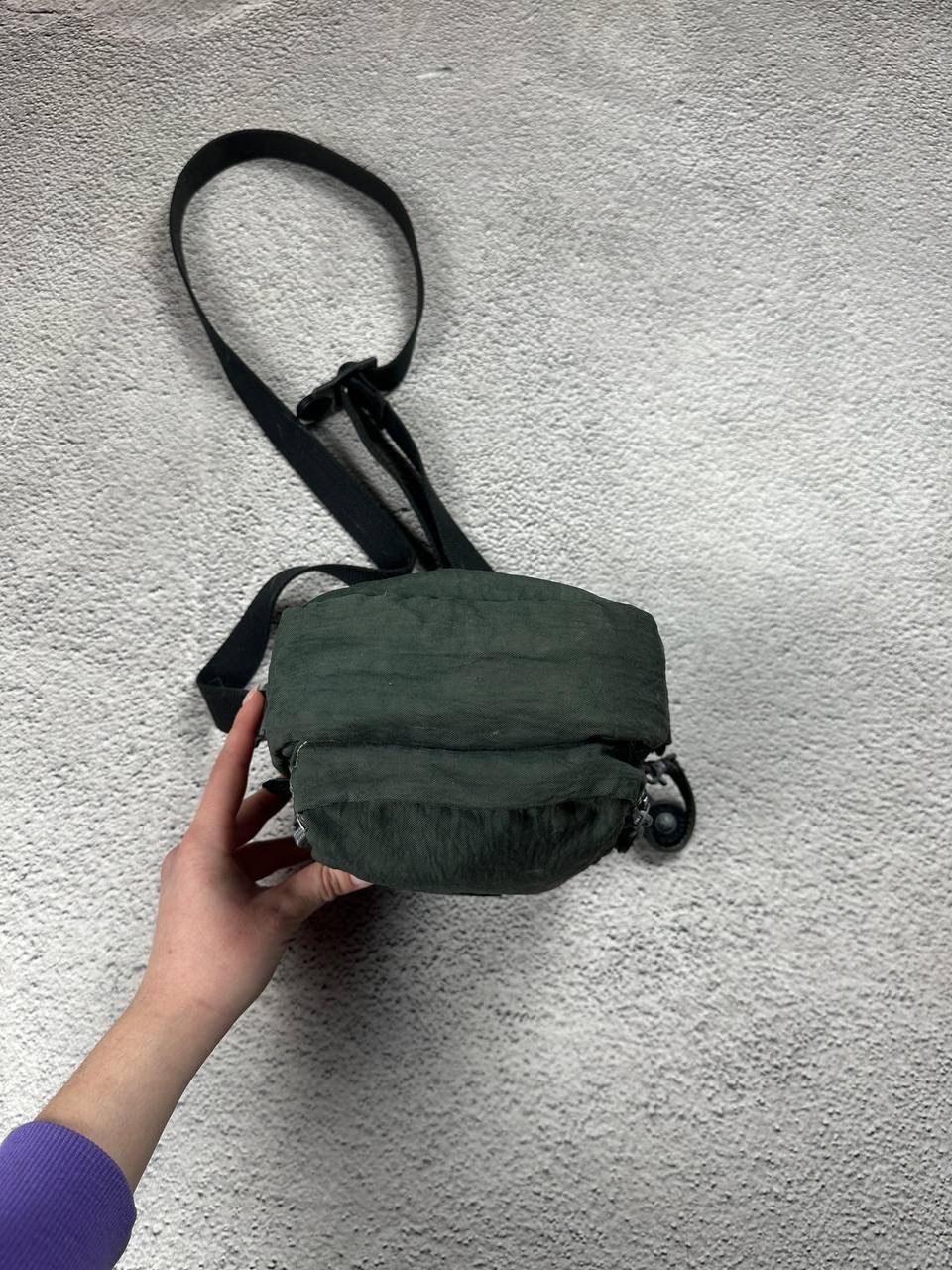 Japanese Brand Vintage Japan Messenger Sling Bag Distressed Y2K Faded Size ONE SIZE - 9 Thumbnail