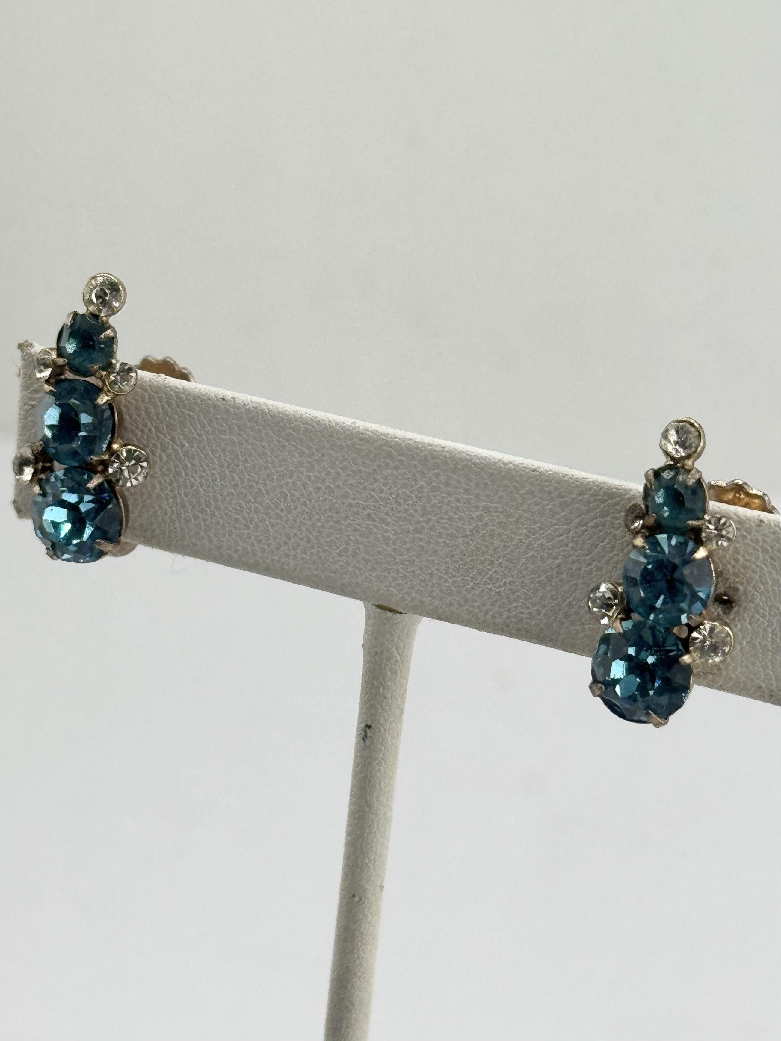 Vintage Vintage Coro blue rhinestone earrings Size ONE SIZE - 3 Thumbnail