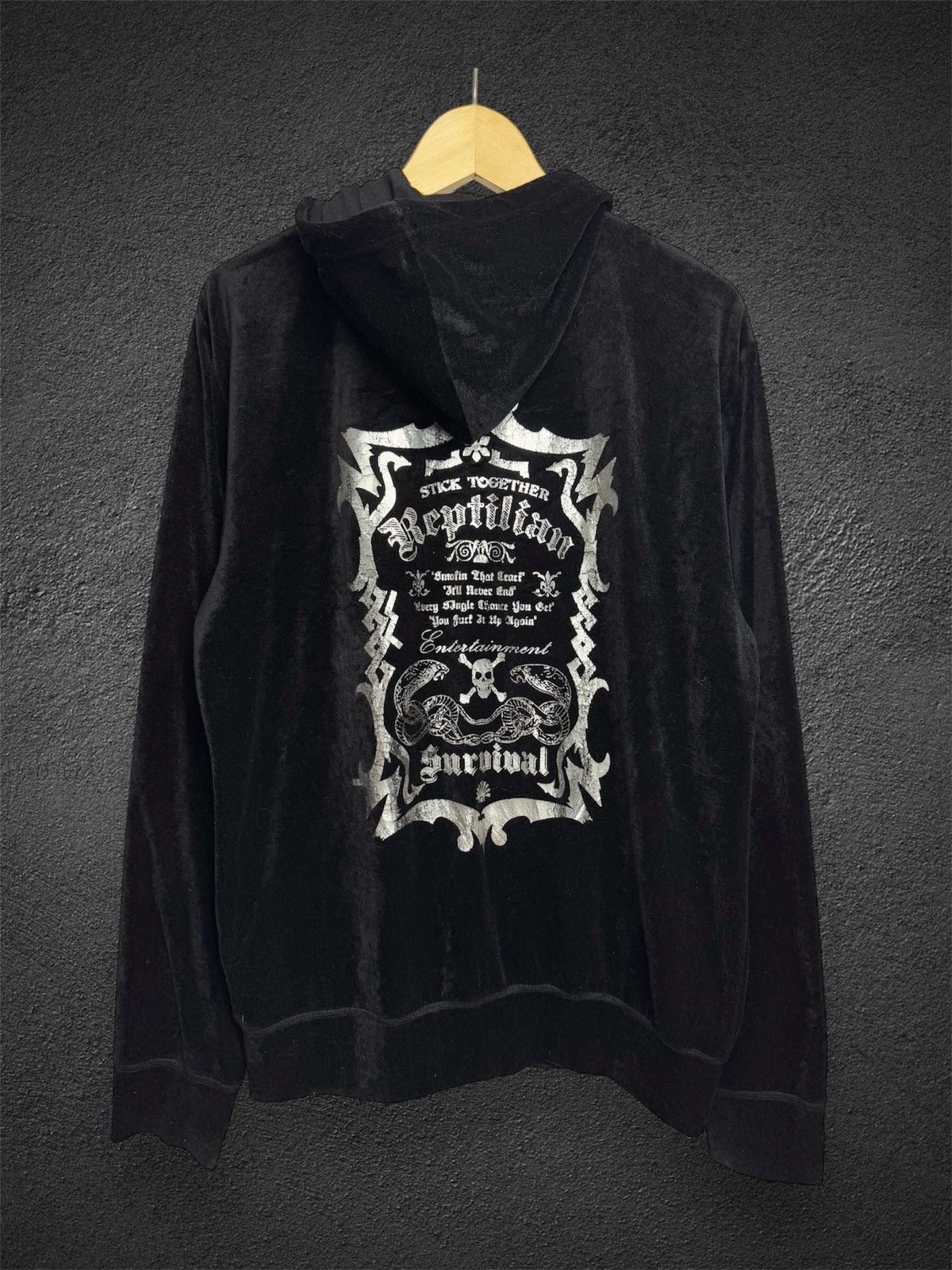 If Six Was Nine × Japanese Brand × Le Grande Bleu (L.G.B.) Japanese Velvet Black Hoodie Poem Ifsix Lgb Styled Size US L / EU 52-54 / 3 - 3 Thumbnail