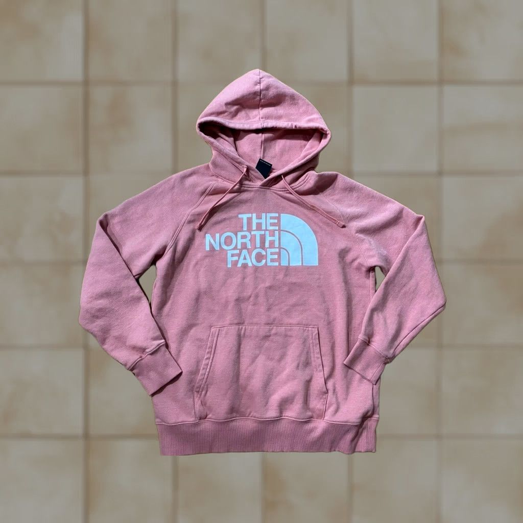 The North Face The North Face Women's Half Dome Logo Pullover Hoodie Sweatshirt Pink M Mens Womens Girls Boys Size M / US 6-8 / IT 42-44 - 1 Thumbnail