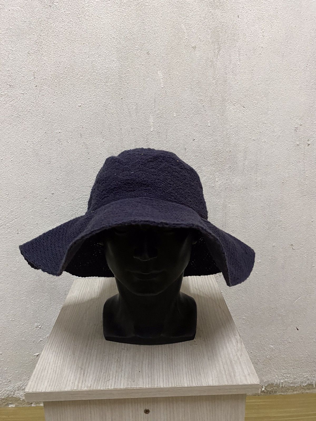 Japanese Brand Japanese Brand Plain Bucket Hat Size ONE SIZE - 2 Thumbnail