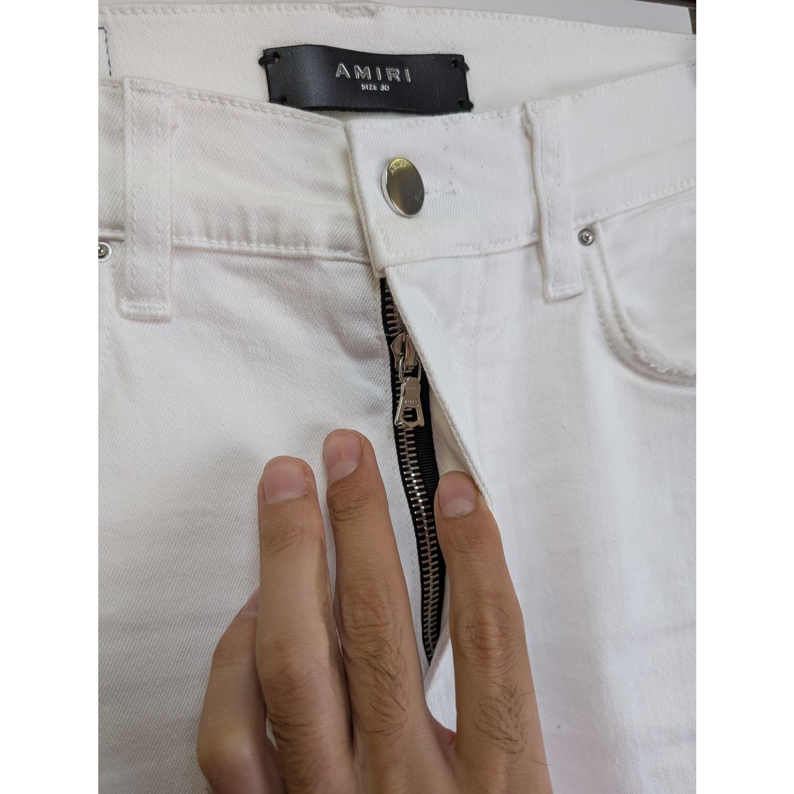 Amiri o1rshd1 Broken Jean in White Size US 30 / EU 46 - 8 Thumbnail