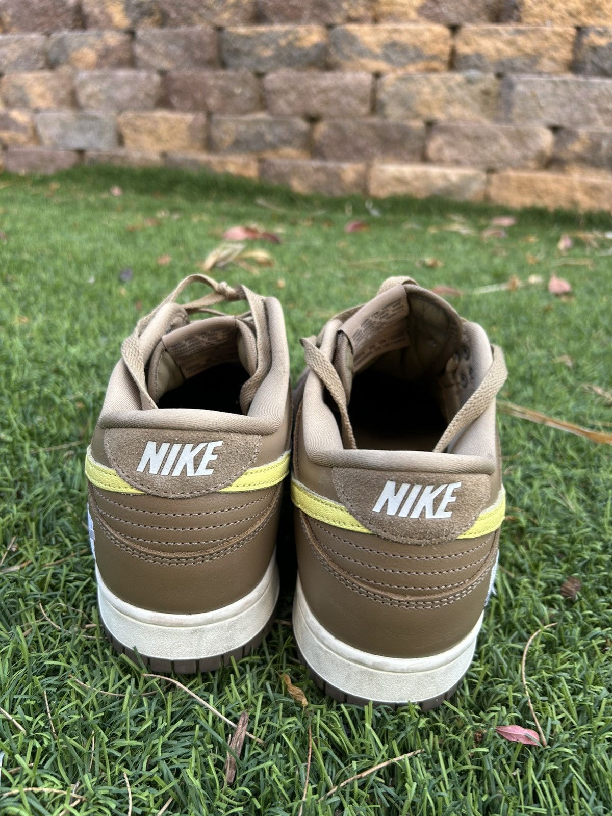 Nike Canteen undefeated dunks Size US 11 / EU 44 - 3 Thumbnail