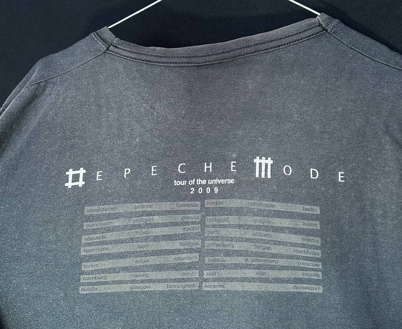 Vintage Depeche Mode Tour of the Universe 2009 t shirt Starworld Size US XL / EU 56 / 4 - 6 Thumbnail