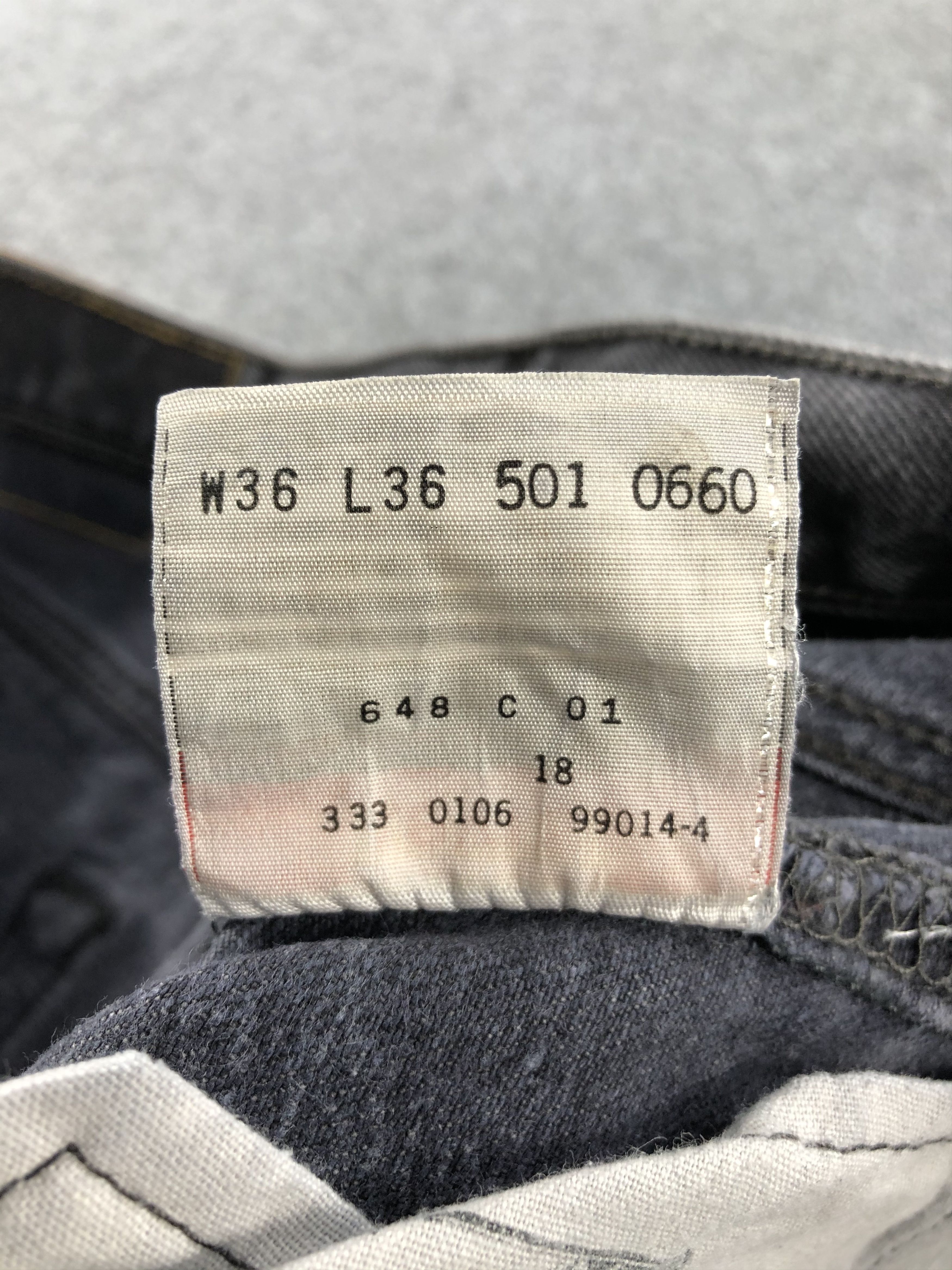 Vintage 90s Faded Black Levis 501 Jeans-JM1646