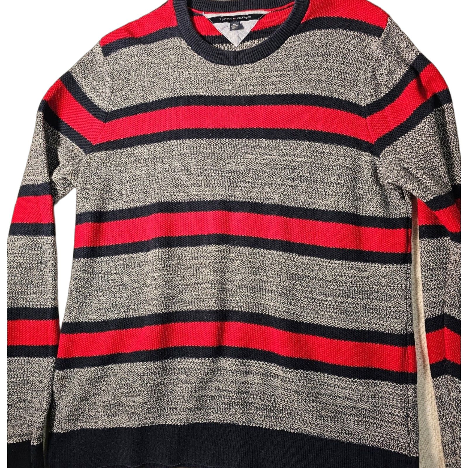 Tommy Hilfiger VINTAGE Tommy Hilfiger Sweater Pullover Men's 2XL Gray Striped Chunky-Knit Preppy Size US XXL / EU 58 / 5 - 1 Thumbnail