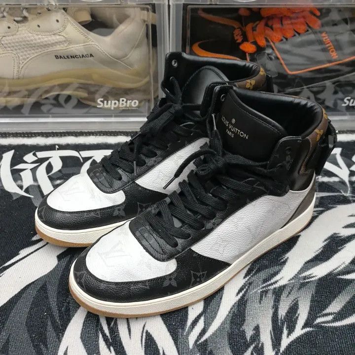 Louis Vuitton Louis Vuitton Rivoli High-Top Fashion Sneakers for Men -250 Size US 8.5 / EU 41-42 - 1 Thumbnail