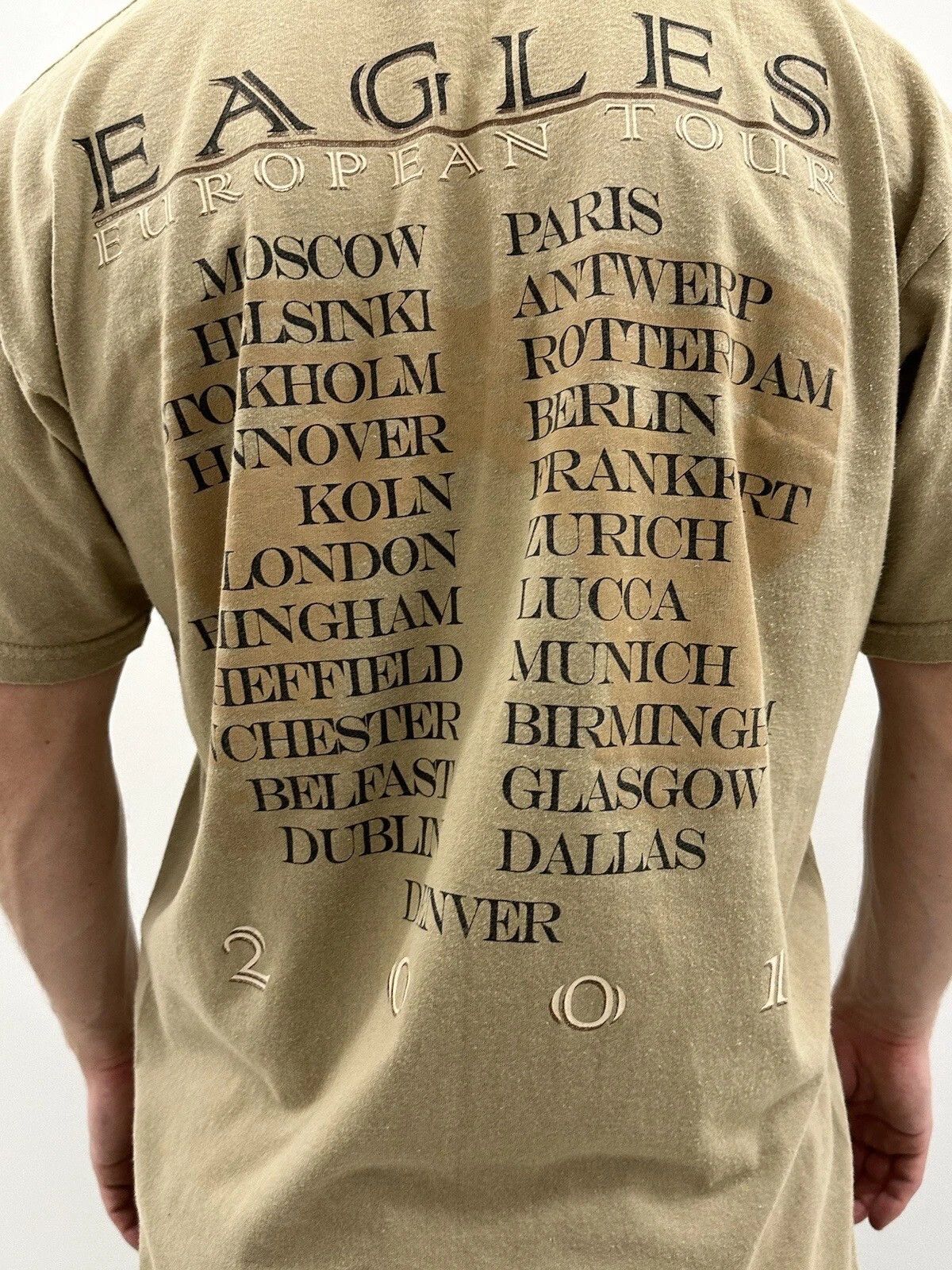 Other VINTAGE EAGLES EUROPEAN TOUR 2001 CONCERT SHIRT BAND 2000s Size US L / EU 52-54 / 3 - 9 Thumbnail
