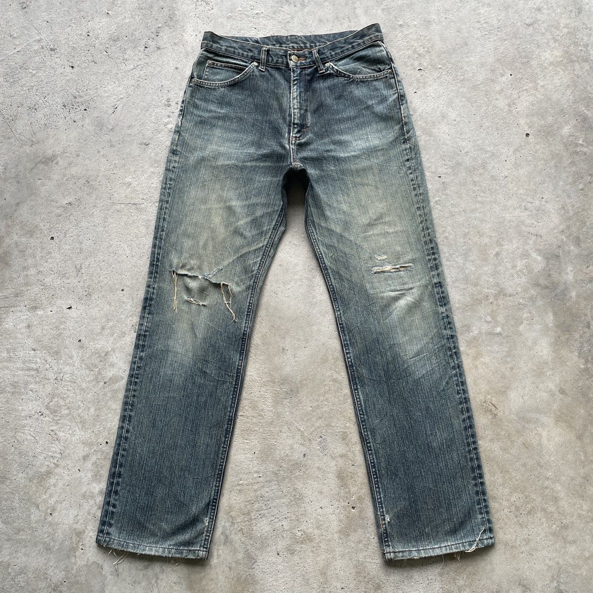 Japanese Brand Vintage Japan Distressed Faded Jeans Denim Pants W31x31 Size US 31 - 1 Thumbnail